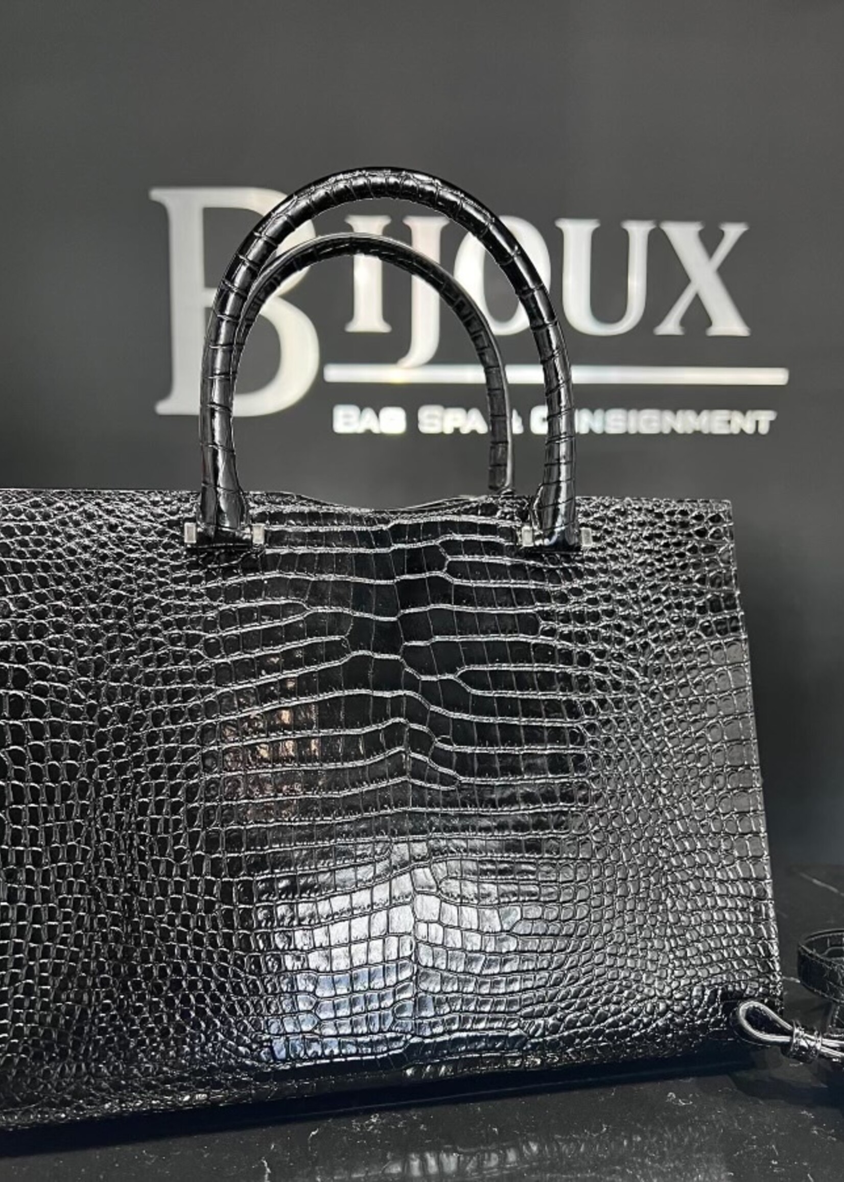 Saint Laurent SOLD- Saint Laurent Medium Uptown Tote