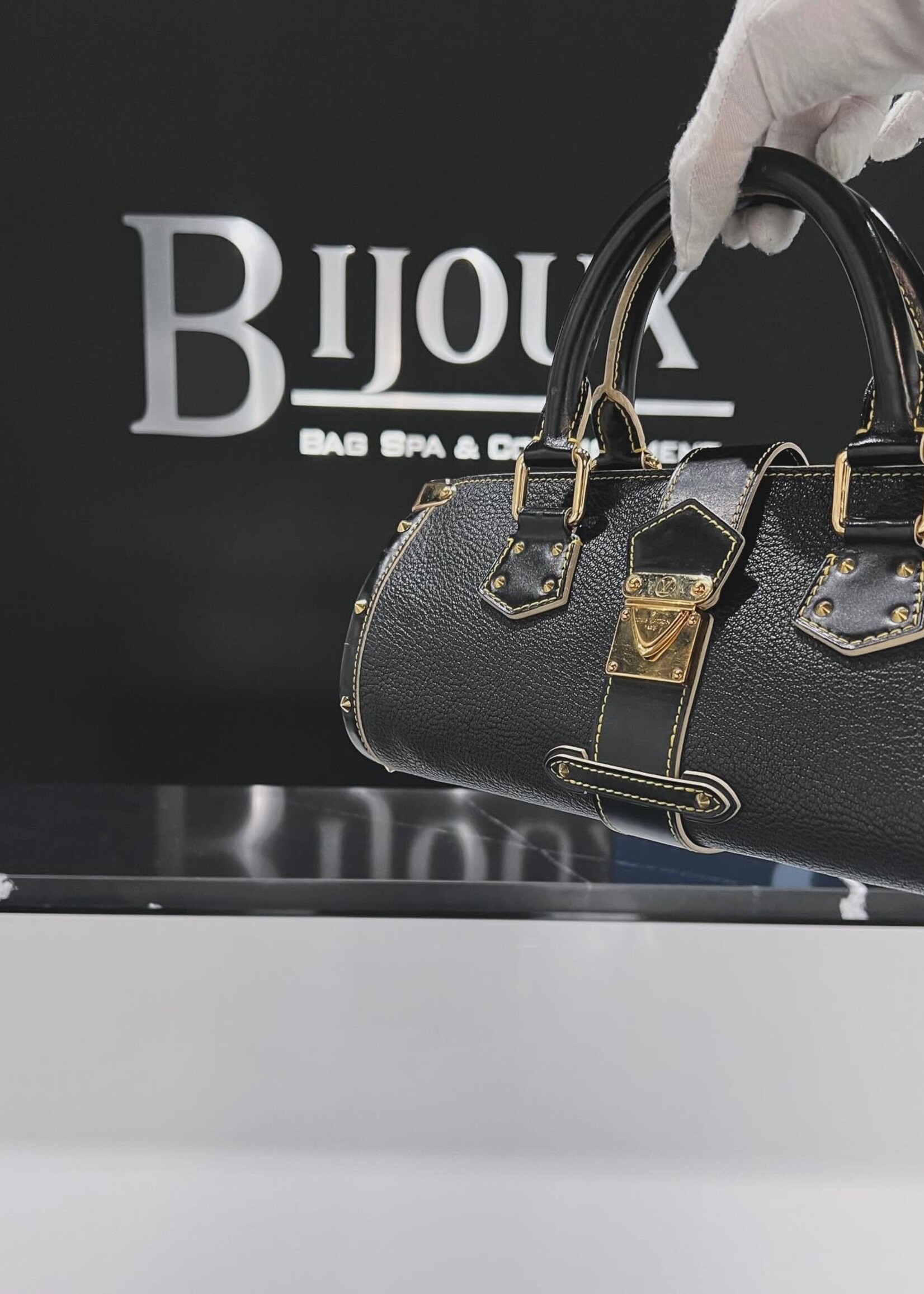 Louis Vuitton SOLD- Louis Vuitton Suhali L Epanoui