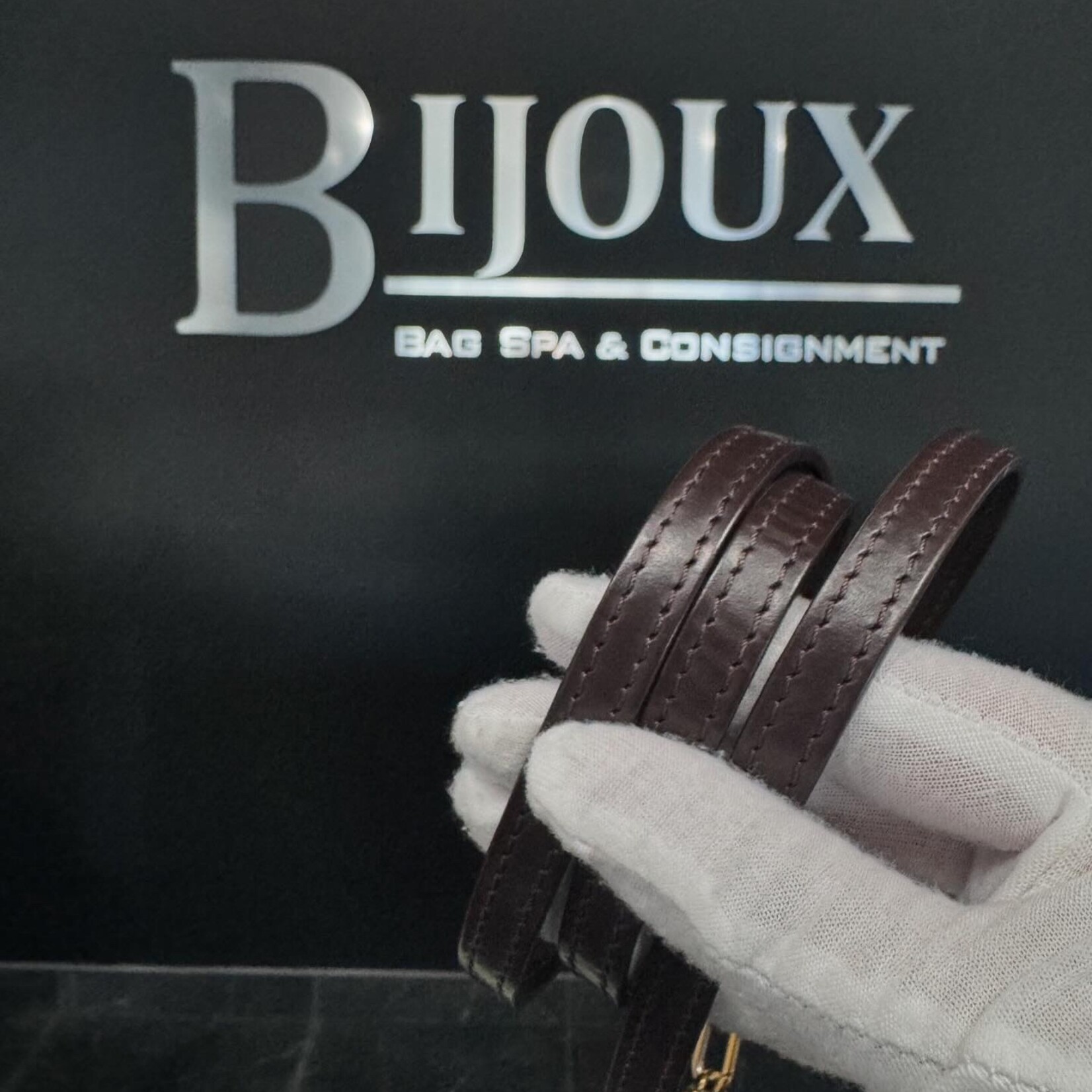 Louis Vuitton SOLD - Louis Vuitton Damier Ebene Alma BB