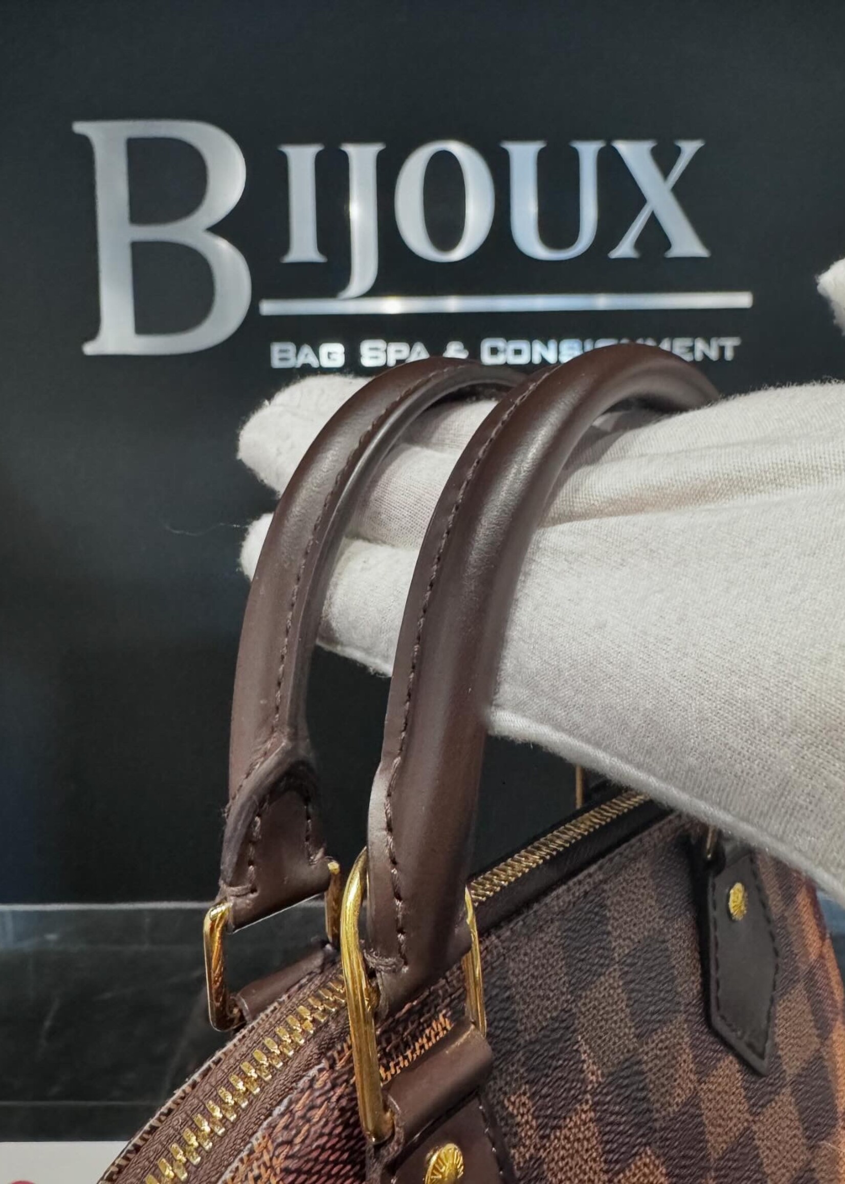 Louis Vuitton SOLD - Louis Vuitton Damier Ebene Alma BB