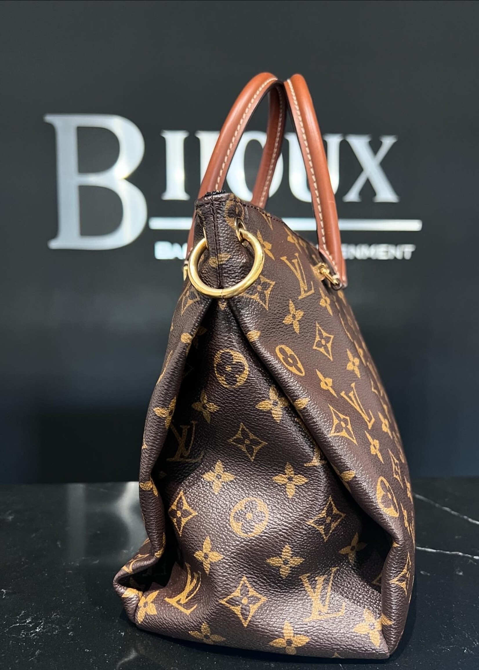 Louis Vuitton SOLD - Louis Vuitton Pallas MM Black