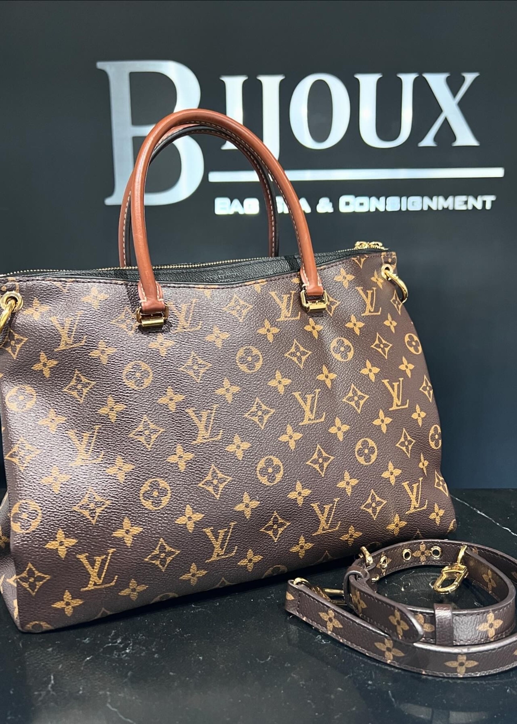 Louis Vuitton SOLD - Louis Vuitton Pallas MM Black