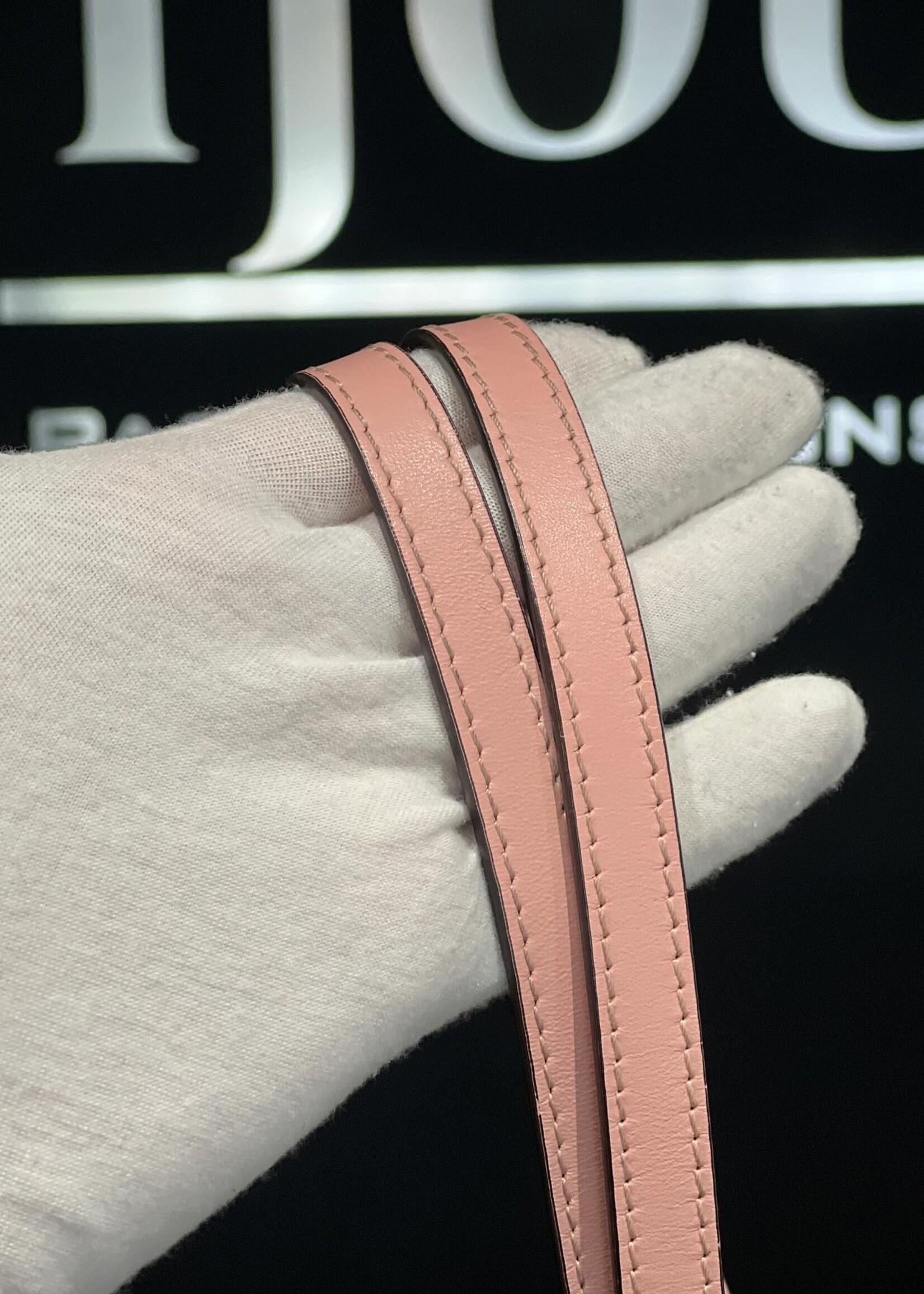 SOLD - Louis Vuitton Neo Neo