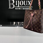 SOLD - Louis Vuitton Neo Neo