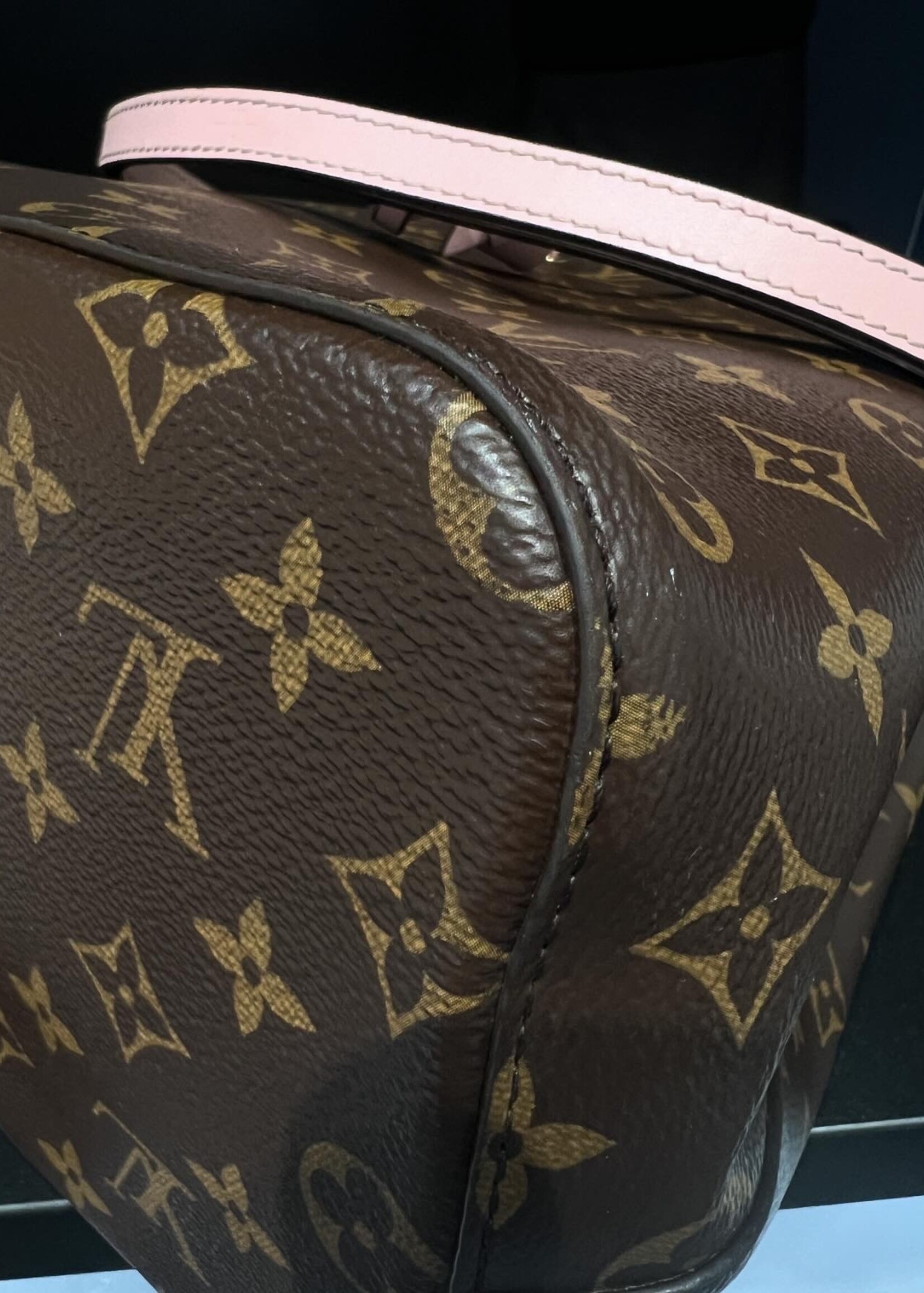 SOLD - Louis Vuitton Neo Neo