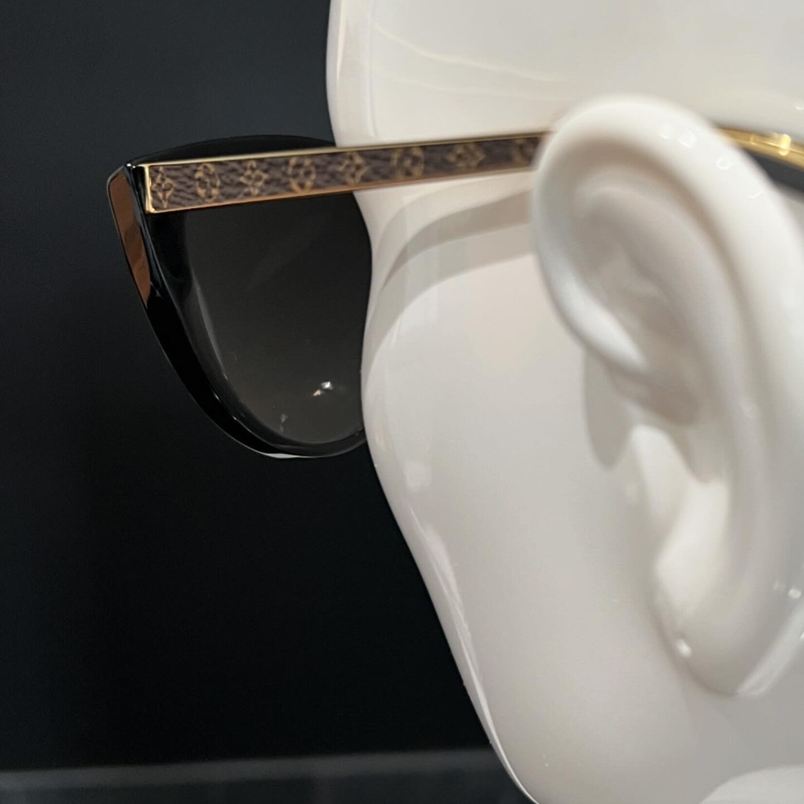 Louis Vuitton Louis Vuitton La Boum Sunglasses