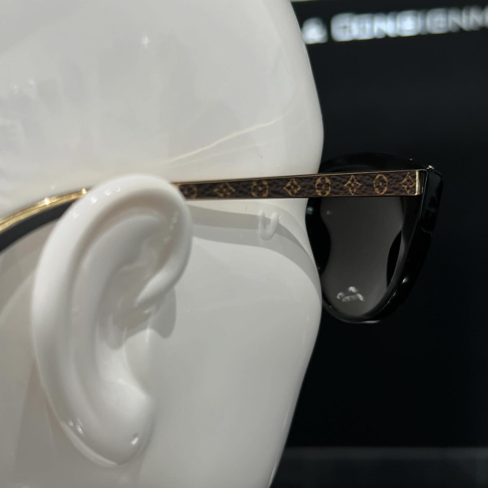 Louis Vuitton Louis Vuitton La Boum Sunglasses