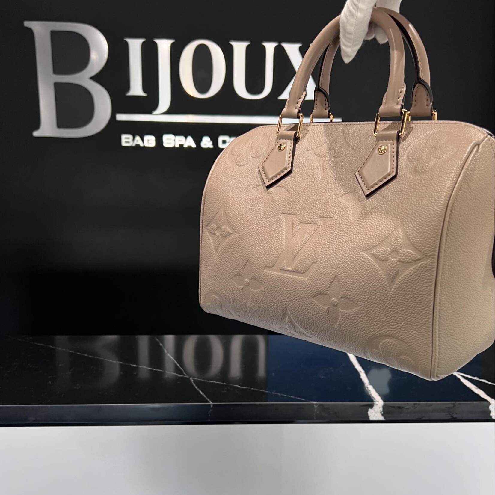 Louis Vuitton SOLD - Louis Vuitton Empriente Speedy 25