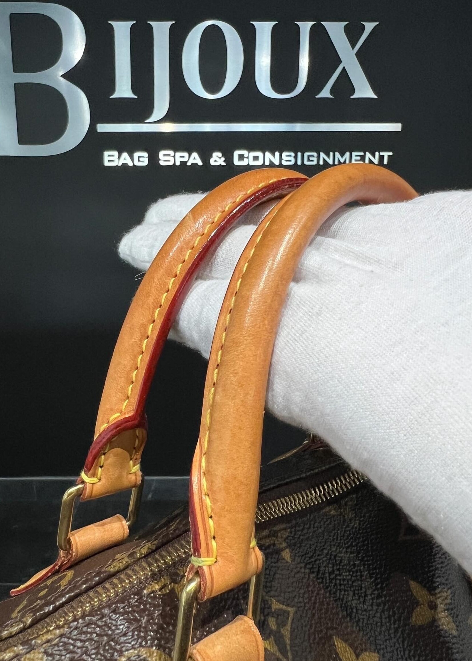 Louis Vuitton SOLD - Louis Vuitton Speedy 30