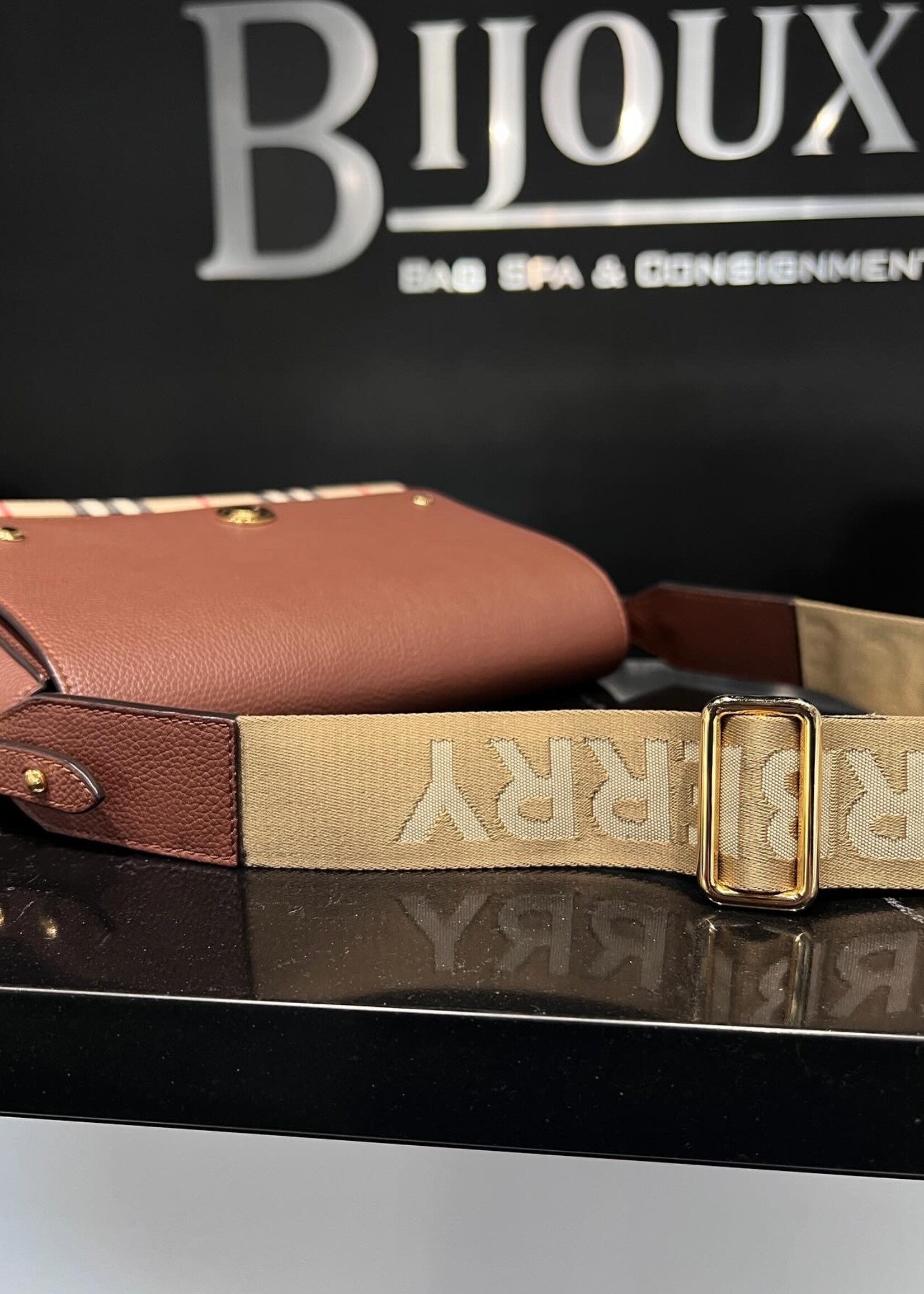 Burberry SOLD- Burberry Brown Note Bag