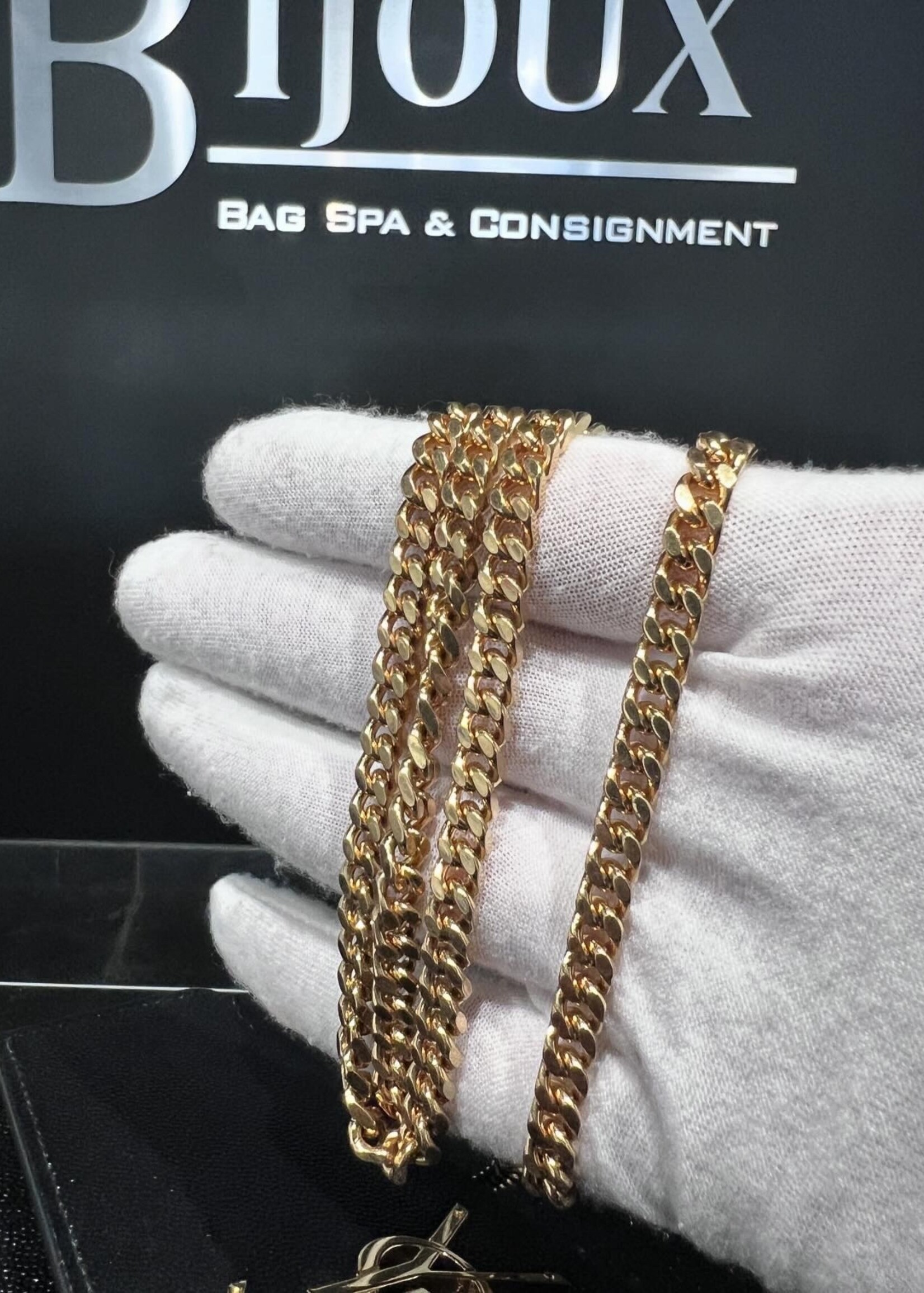 Saint Laurent SOLD- Saint Laurent Uptown WOC