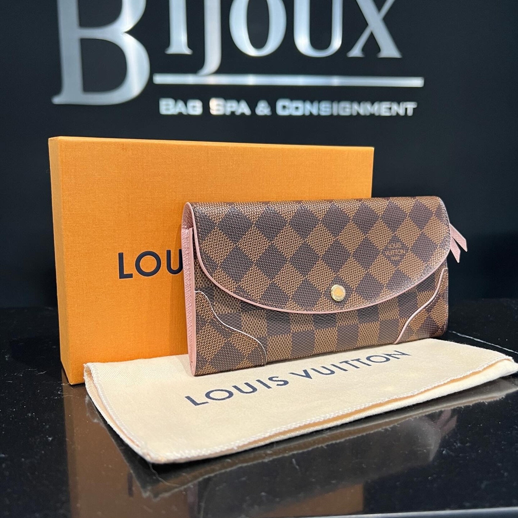 Louis Vuitton SOLD- Louis Vuitton Caissa Wallet