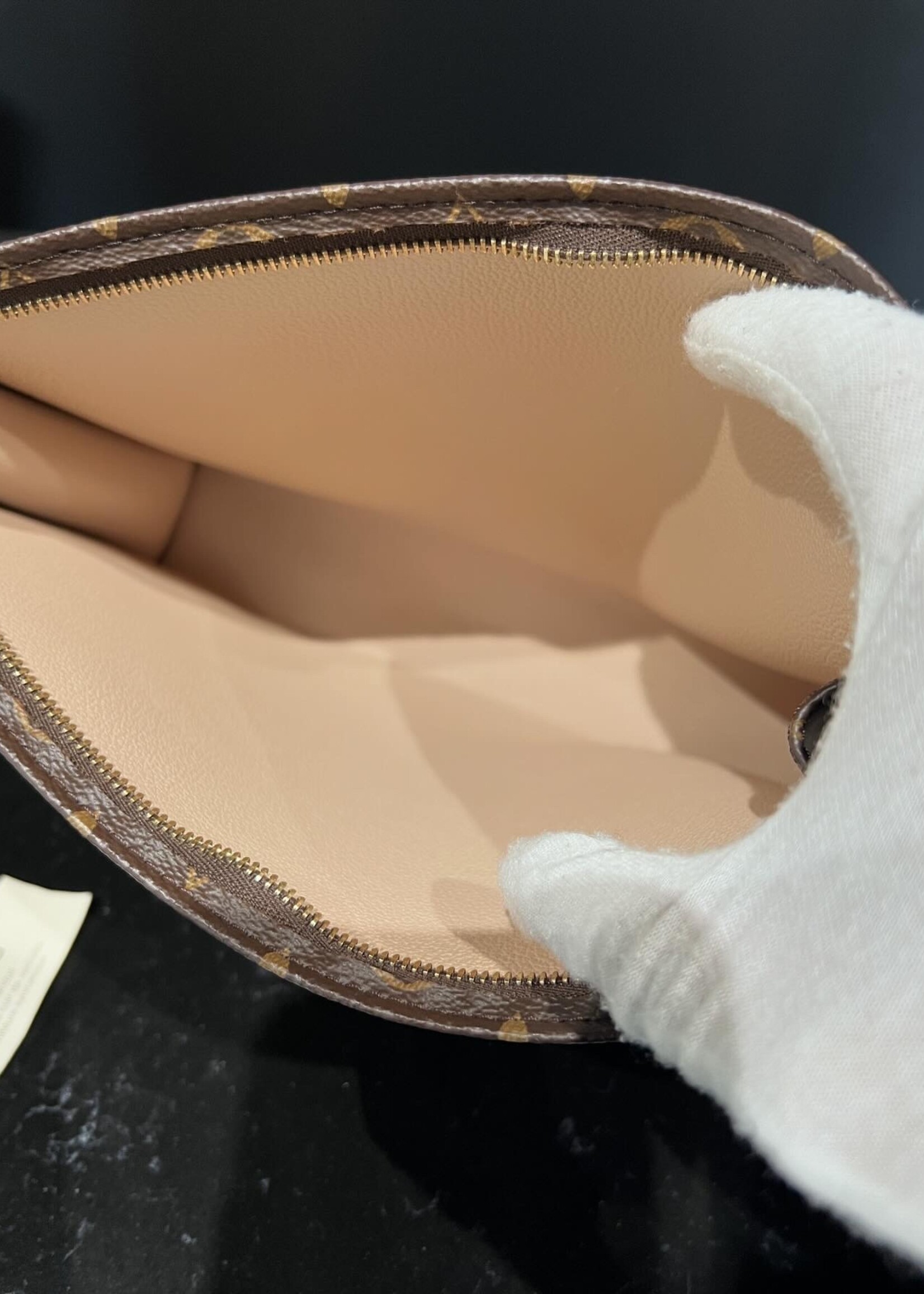 Louis Vuitton SOLD- Louis Vuitton Toiletry 26