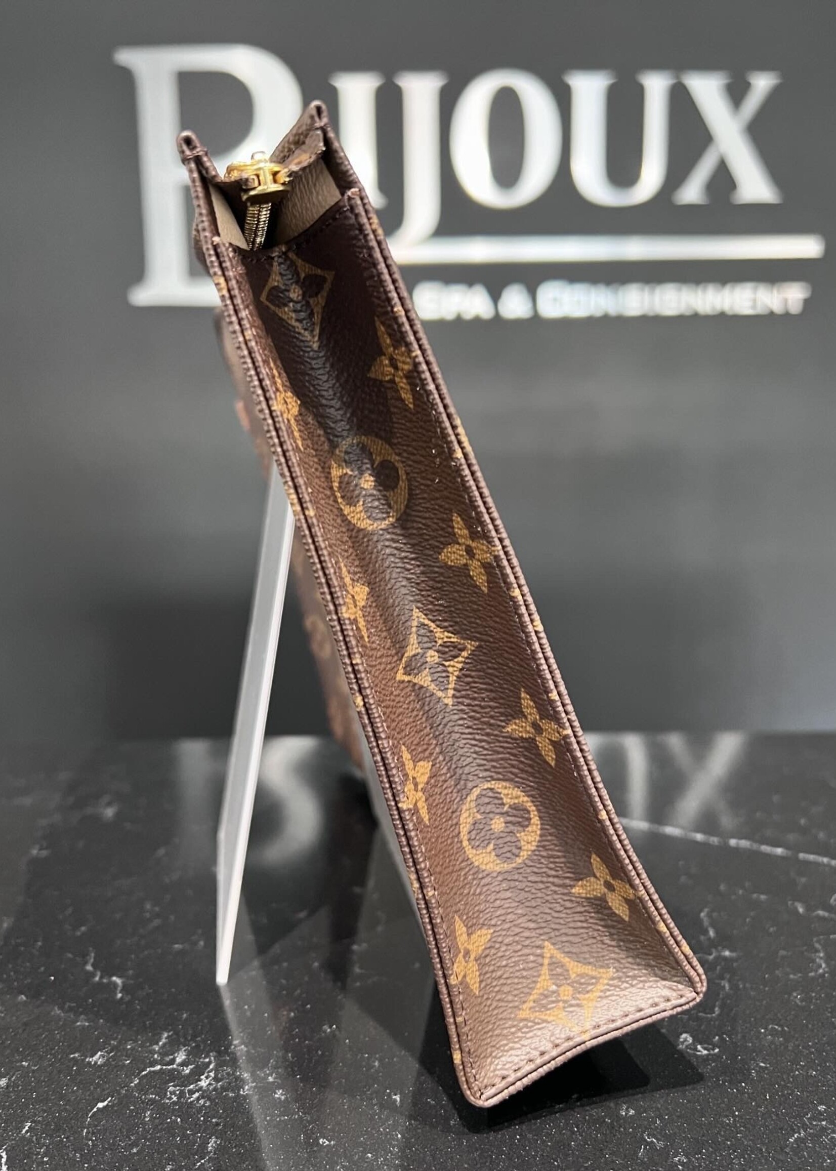 Louis Vuitton SOLD- Louis Vuitton Toiletry 26