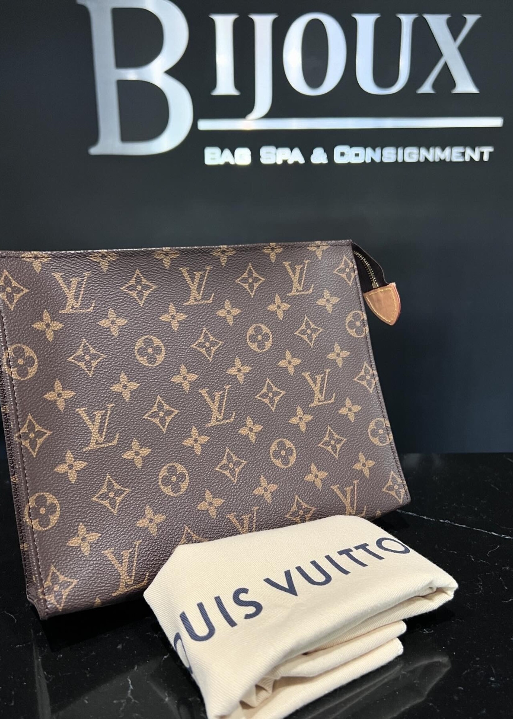 Louis Vuitton SOLD- Louis Vuitton Toiletry 26