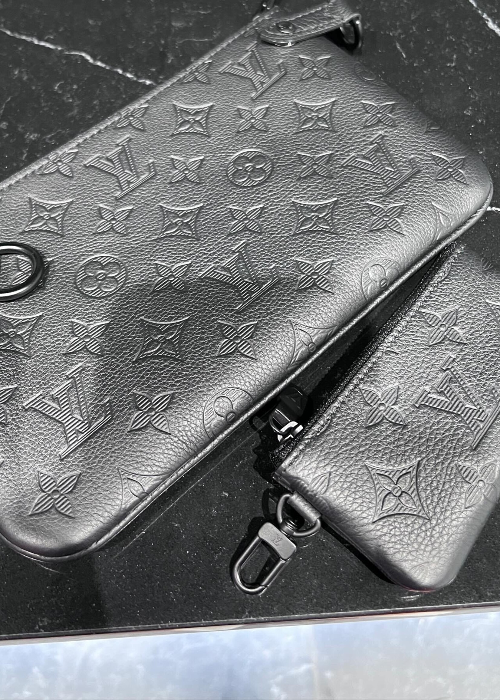 Louis Vuitton SOLD- Louis Vuitton Trio Messanger Noir