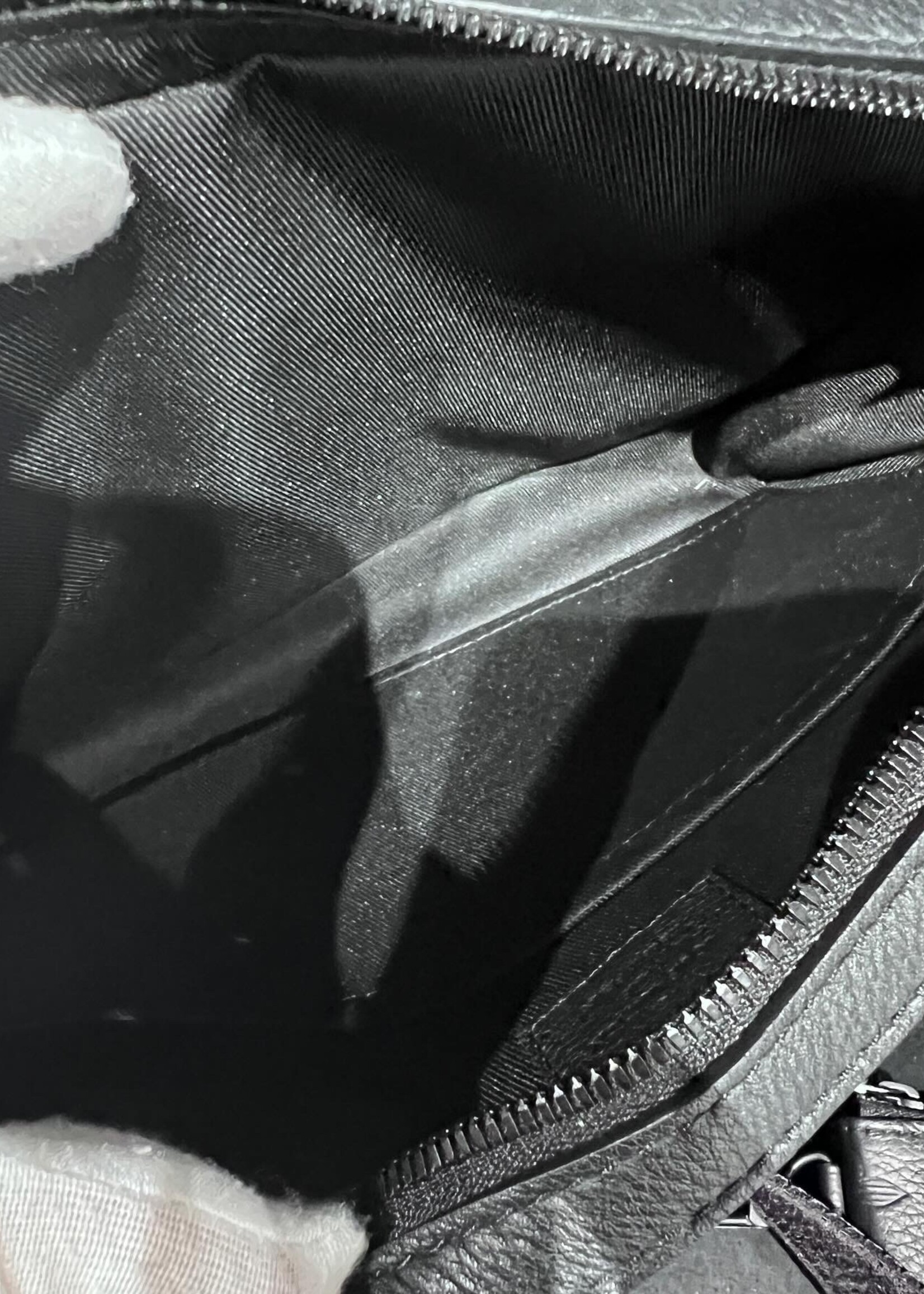 Louis Vuitton SOLD- Louis Vuitton Trio Messanger Noir