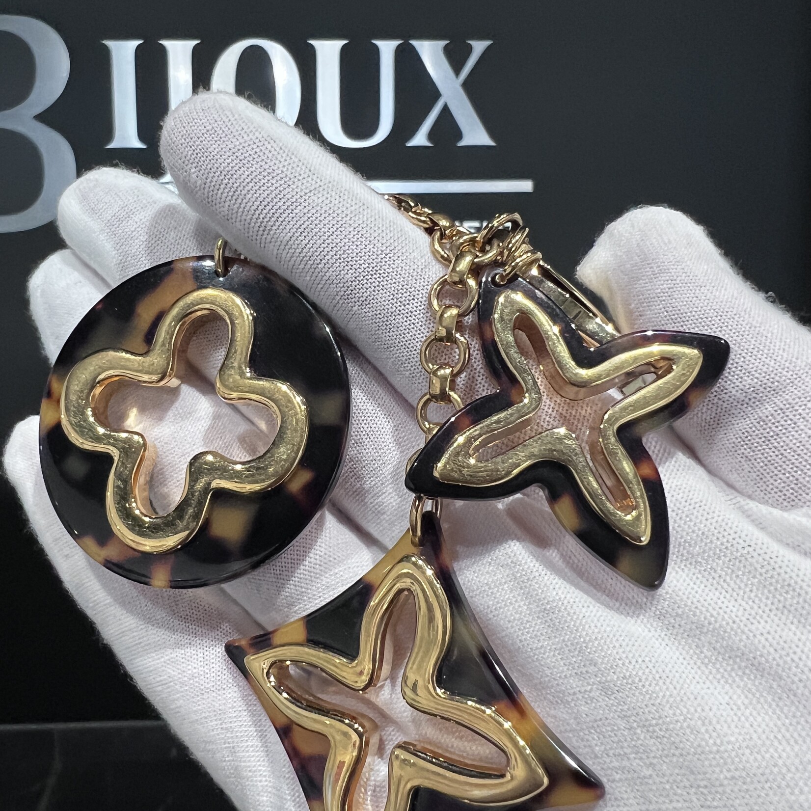 Louis Vuitton SOLD- Louis Vuitton Insolence Charm