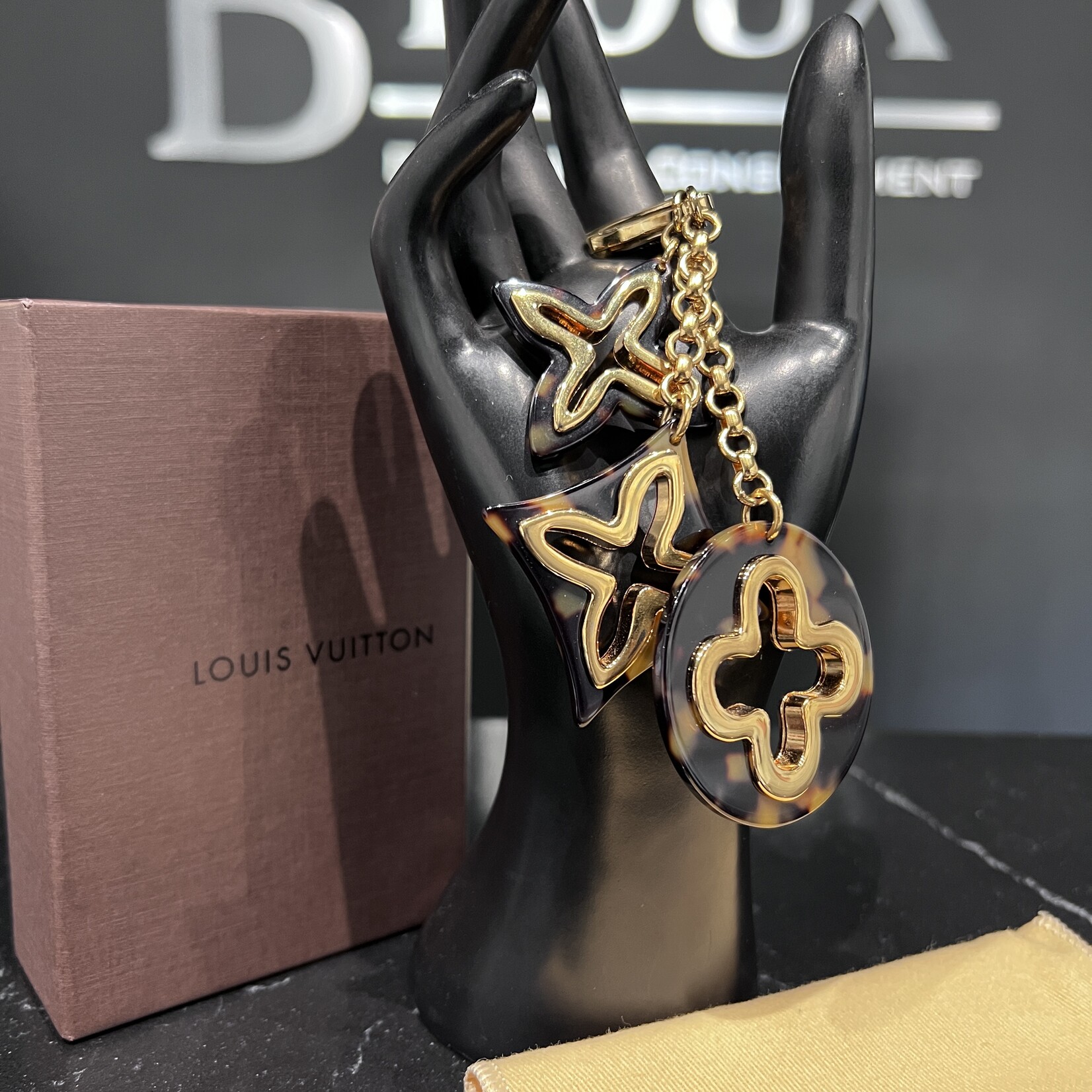 Louis Vuitton SOLD- Louis Vuitton Insolence Charm