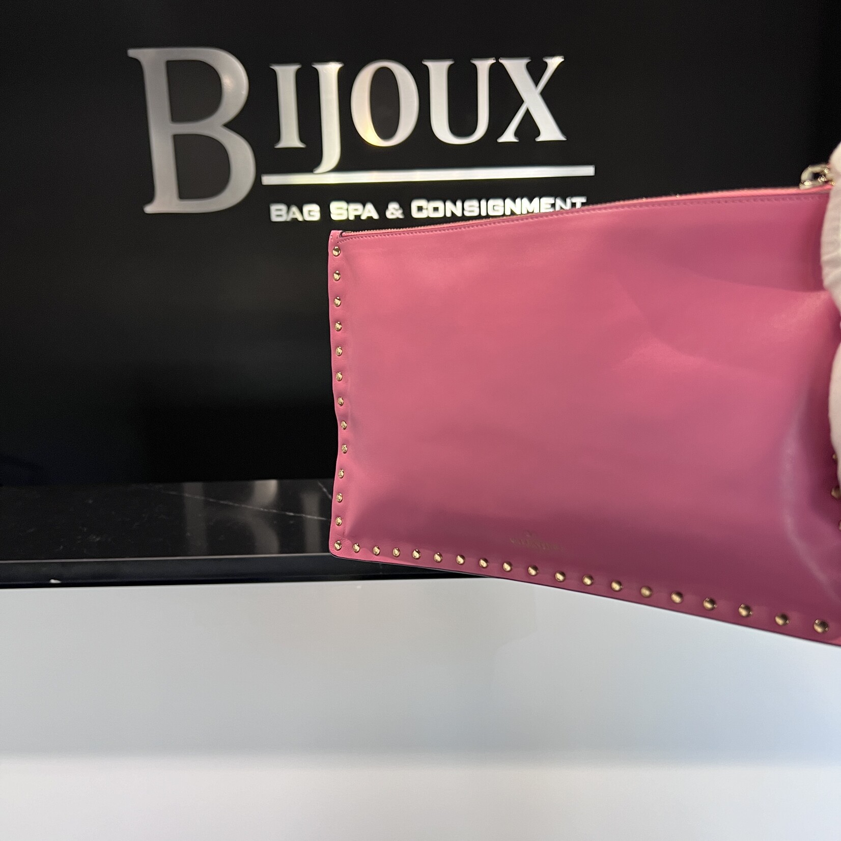 Valentino SOLD- Valentino Garavani Clutch