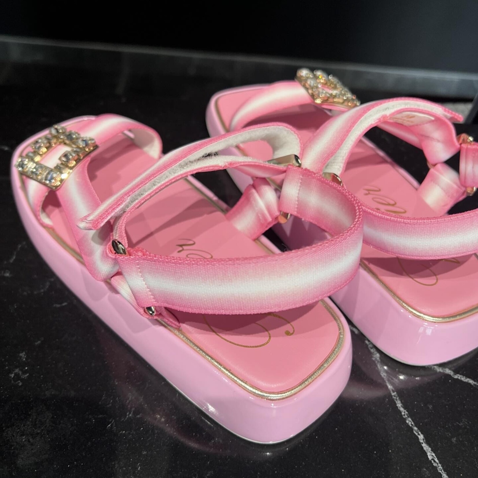 Roger Vivier Roger Vivier Sandals