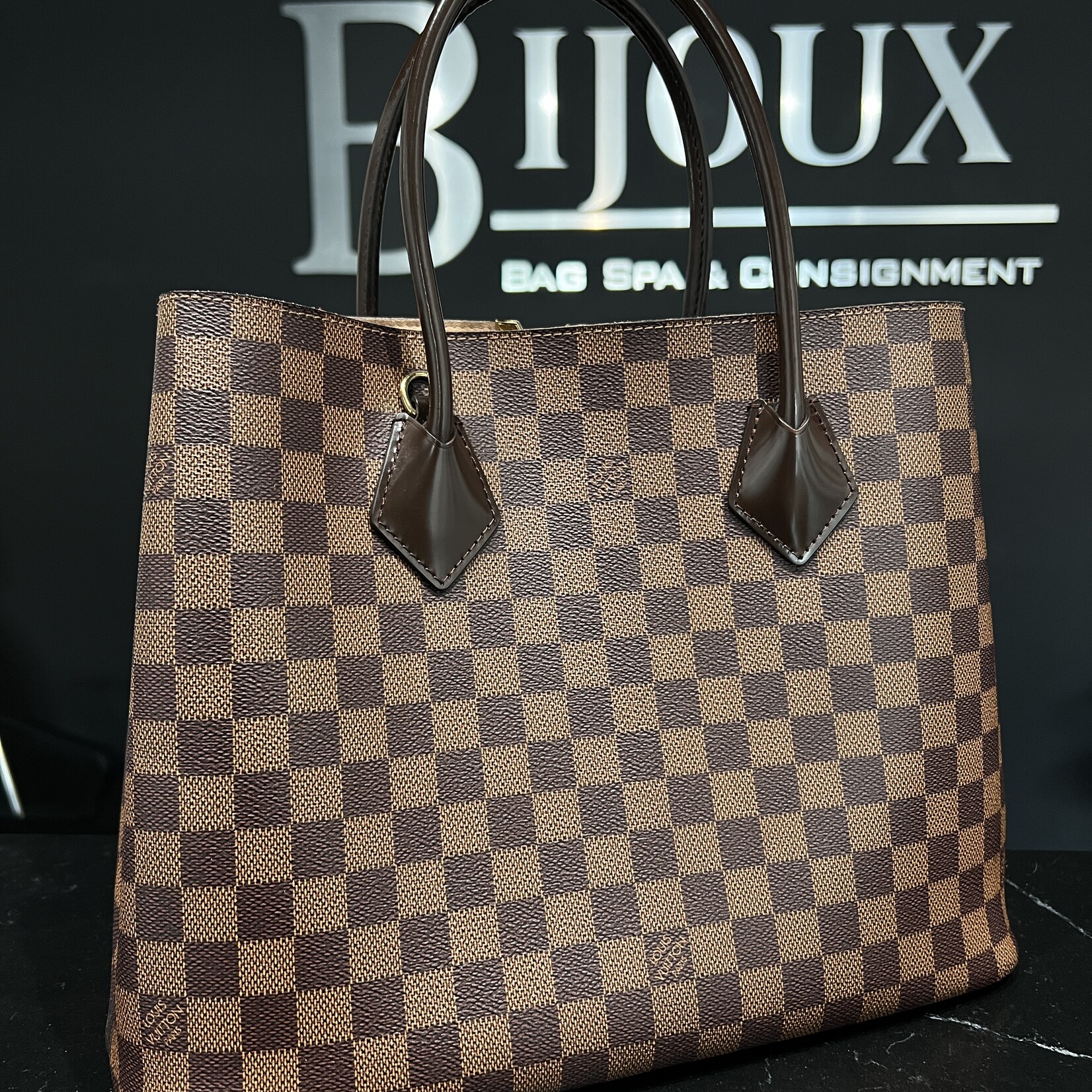 Louis Vuitton SOLD - Louis Vuitton Kensington