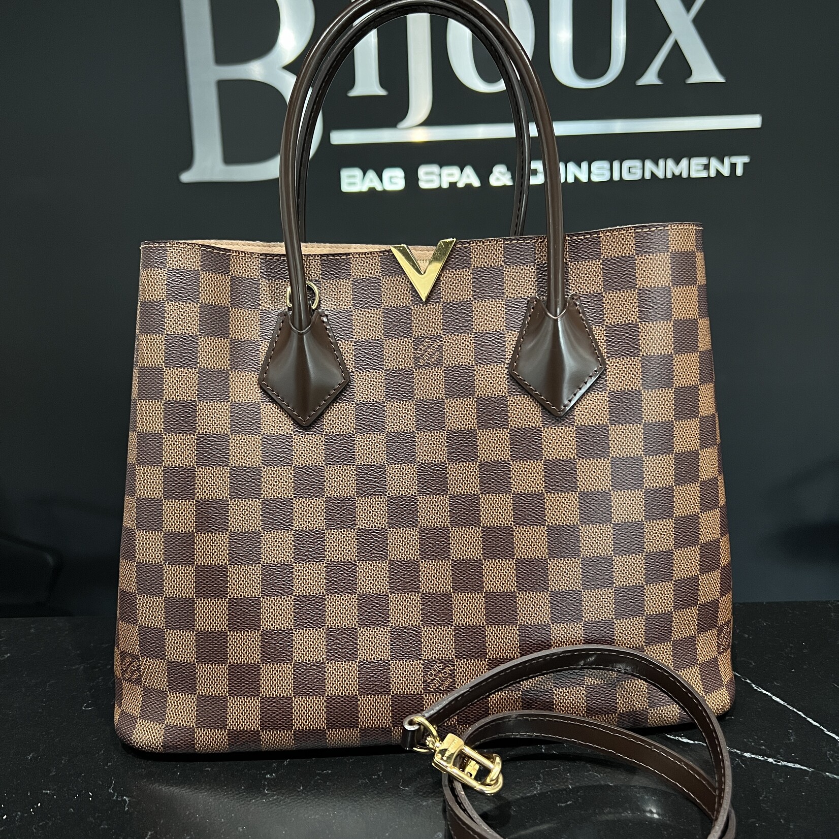 Louis Vuitton SOLD - Louis Vuitton Kensington