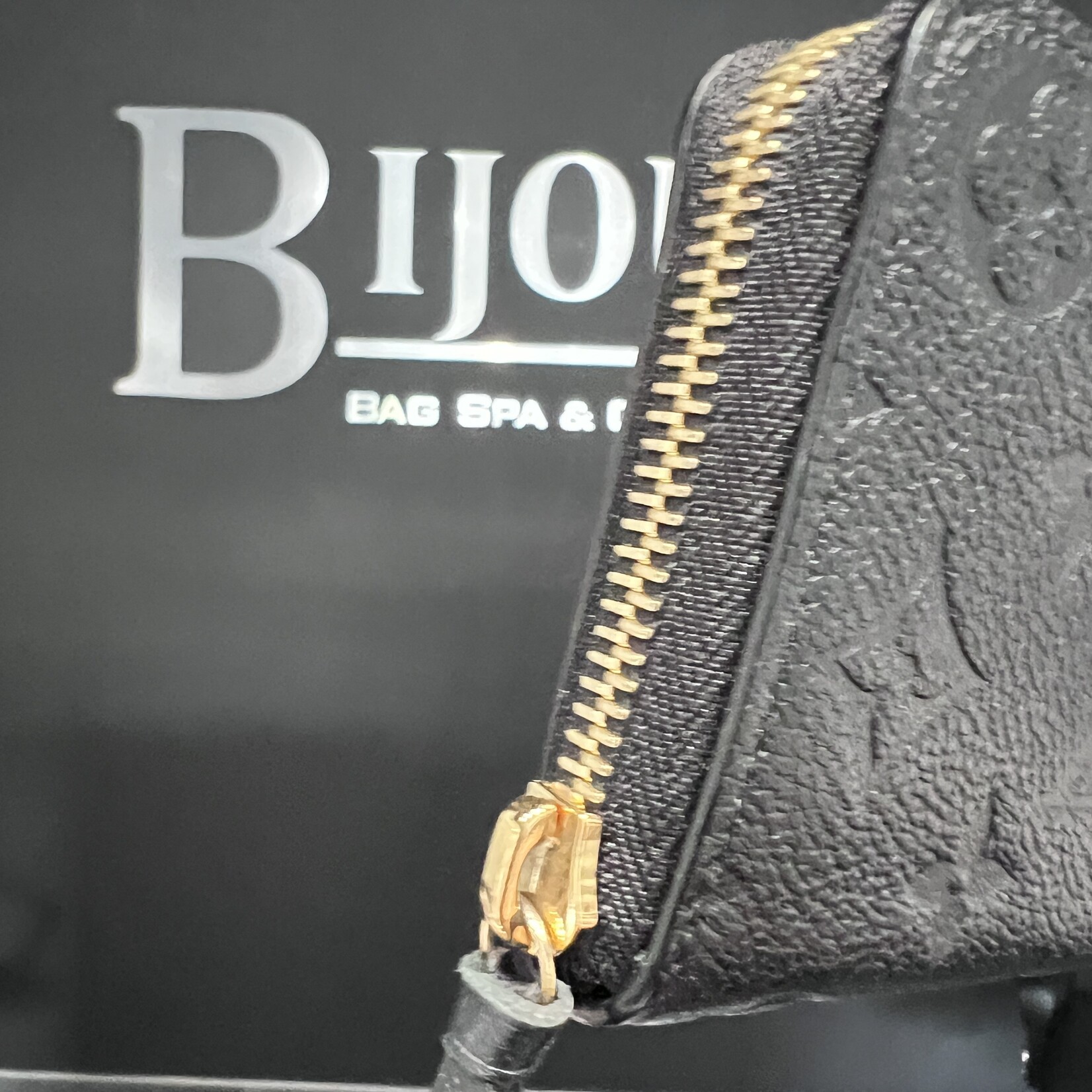 Louis Vuitton SOLD- Louis Vuitton Empriente Clemence