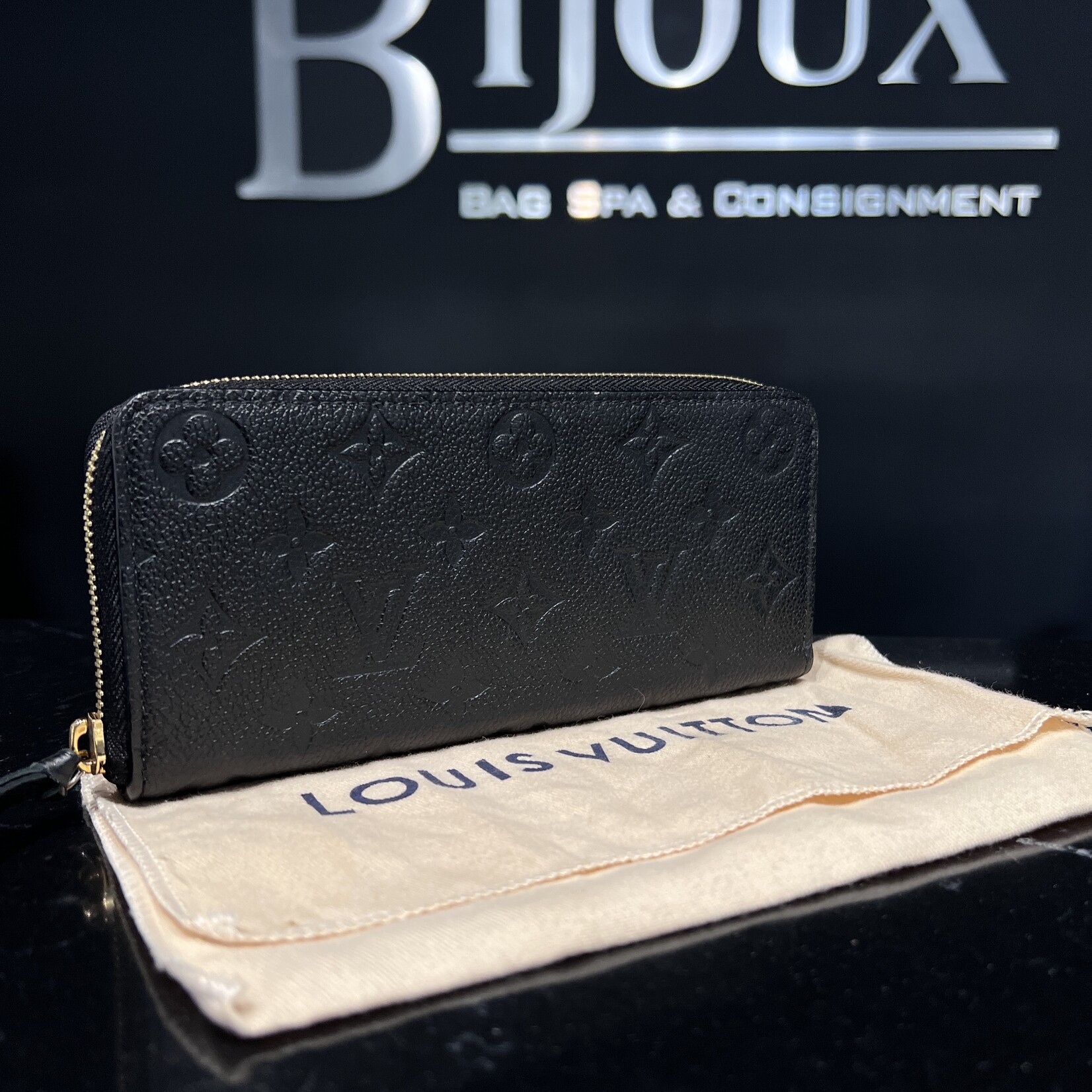 Louis Vuitton SOLD- Louis Vuitton Empriente Clemence