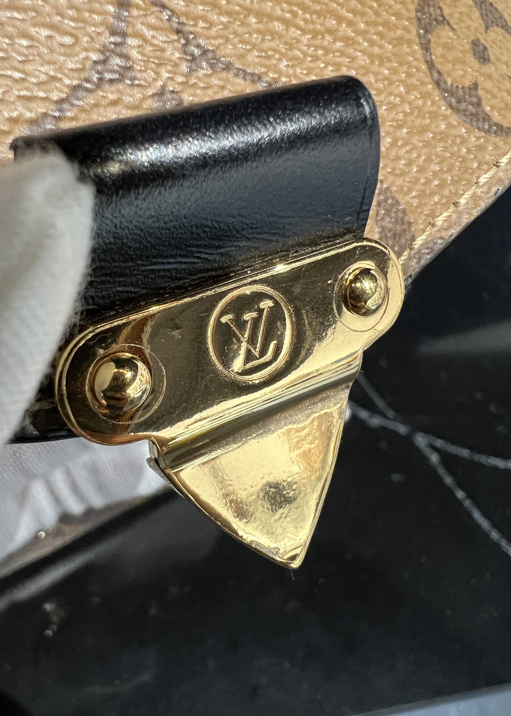 Louis Vuitton SOLD- Louis Vuitton Pochette Metis Reverse