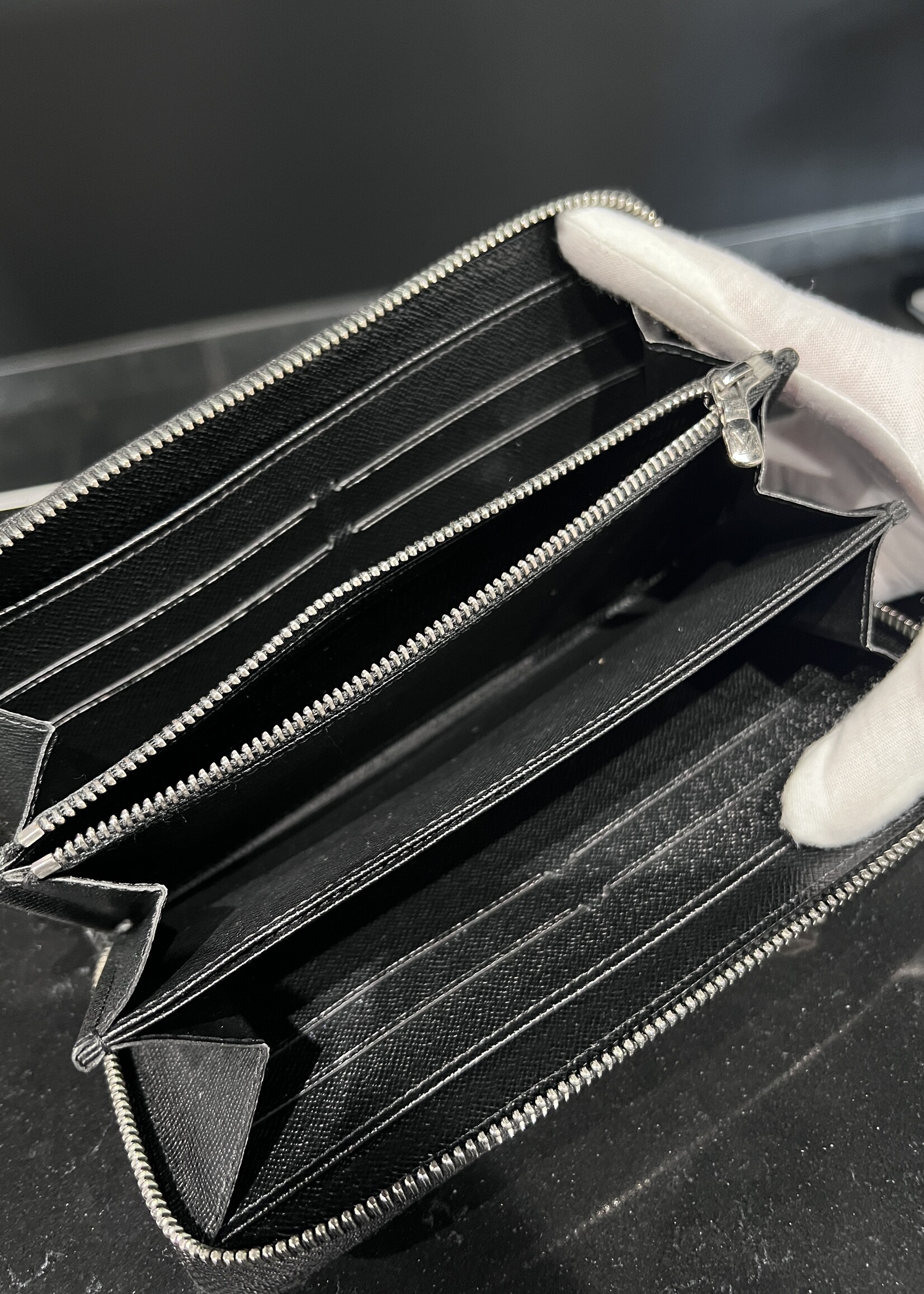 Louis Vuitton SOLD- Louis Vuitton Black Epi Zippy Wallet