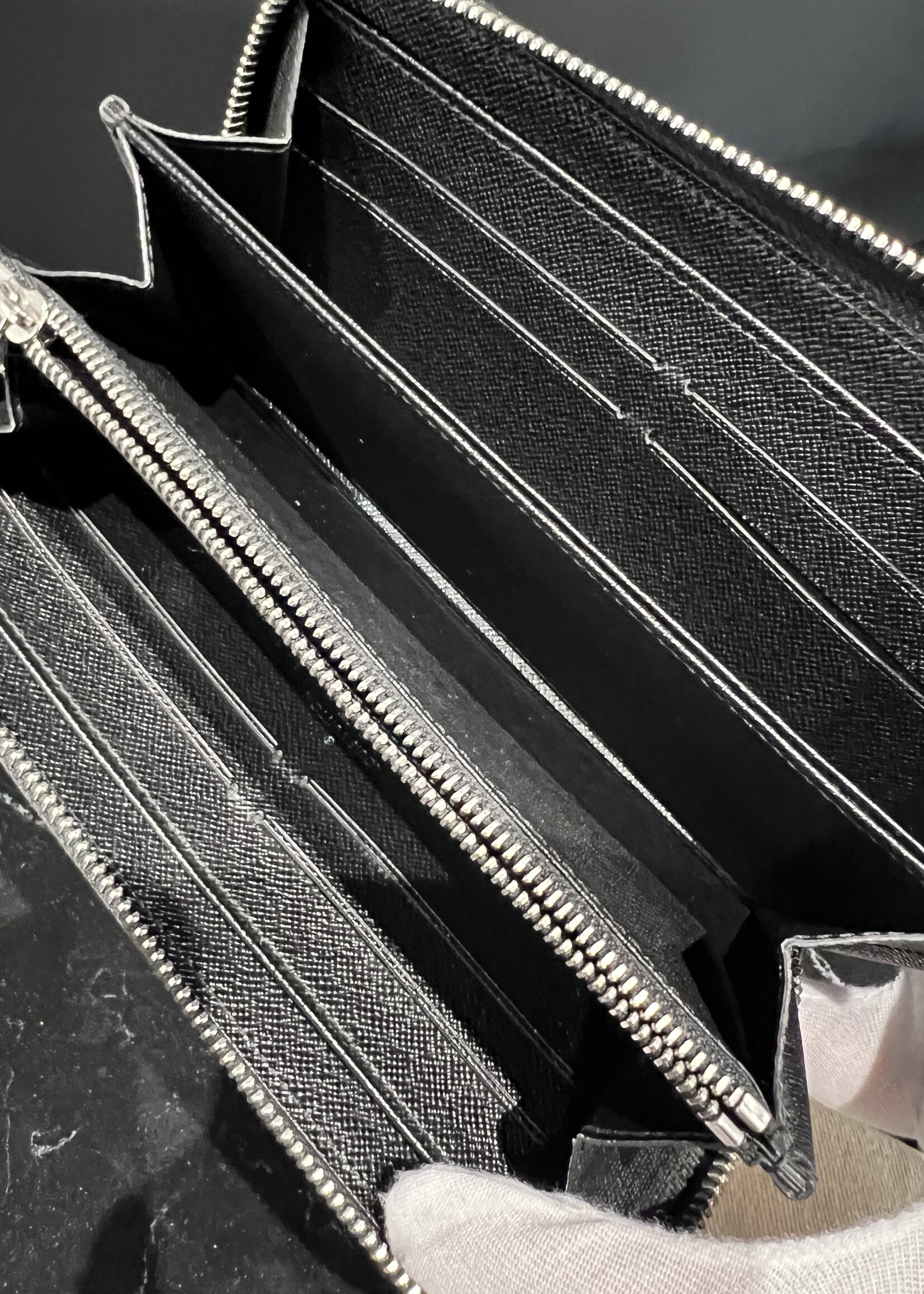 Louis Vuitton SOLD- Louis Vuitton Black Epi Zippy Wallet