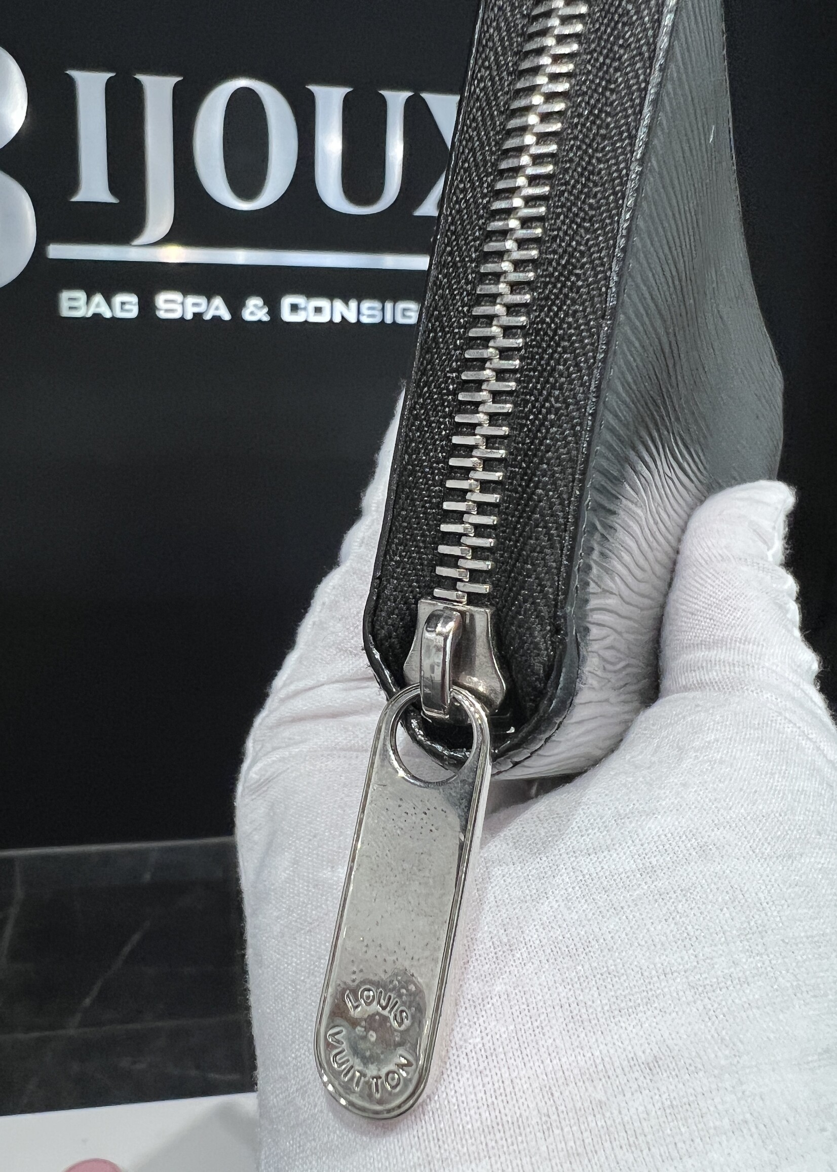 Louis Vuitton SOLD- Louis Vuitton Black Epi Zippy Wallet