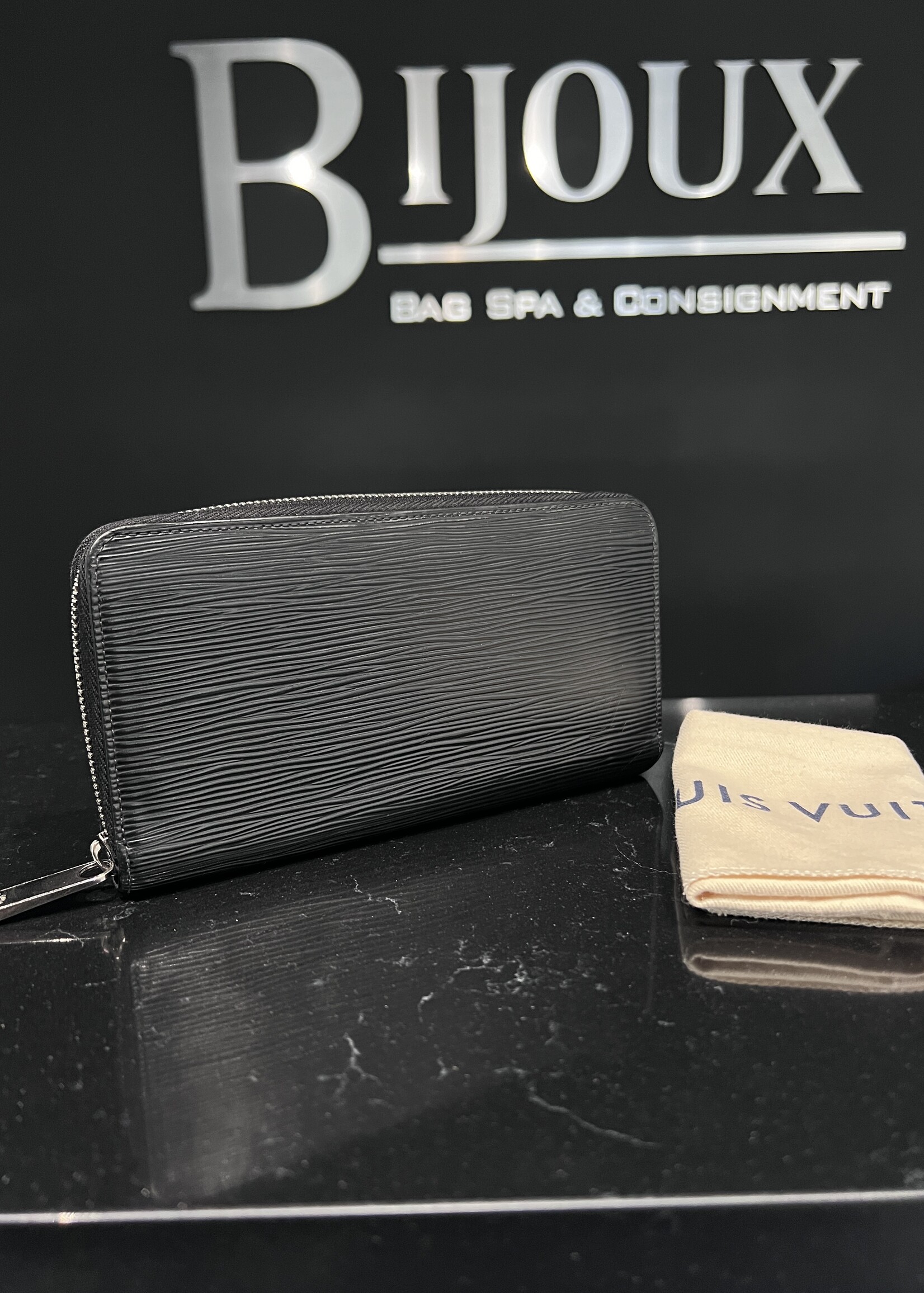Louis Vuitton SOLD- Louis Vuitton Black Epi Zippy Wallet