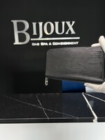 Louis Vuitton SOLD - Louis Vuitton Black Epi Zippy Wallet