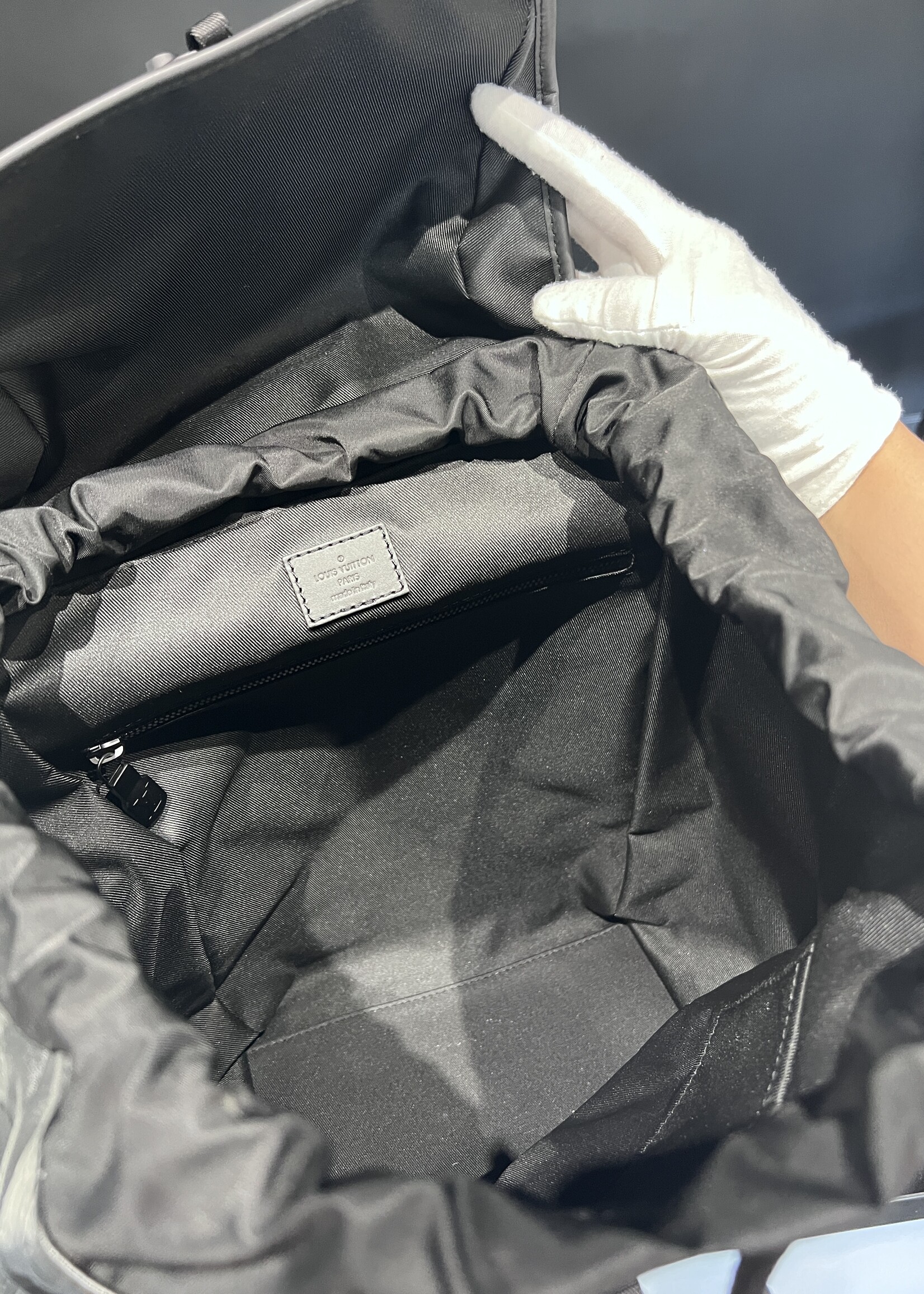 Louis Vuitton Louis Vuitton Discovery Backpack