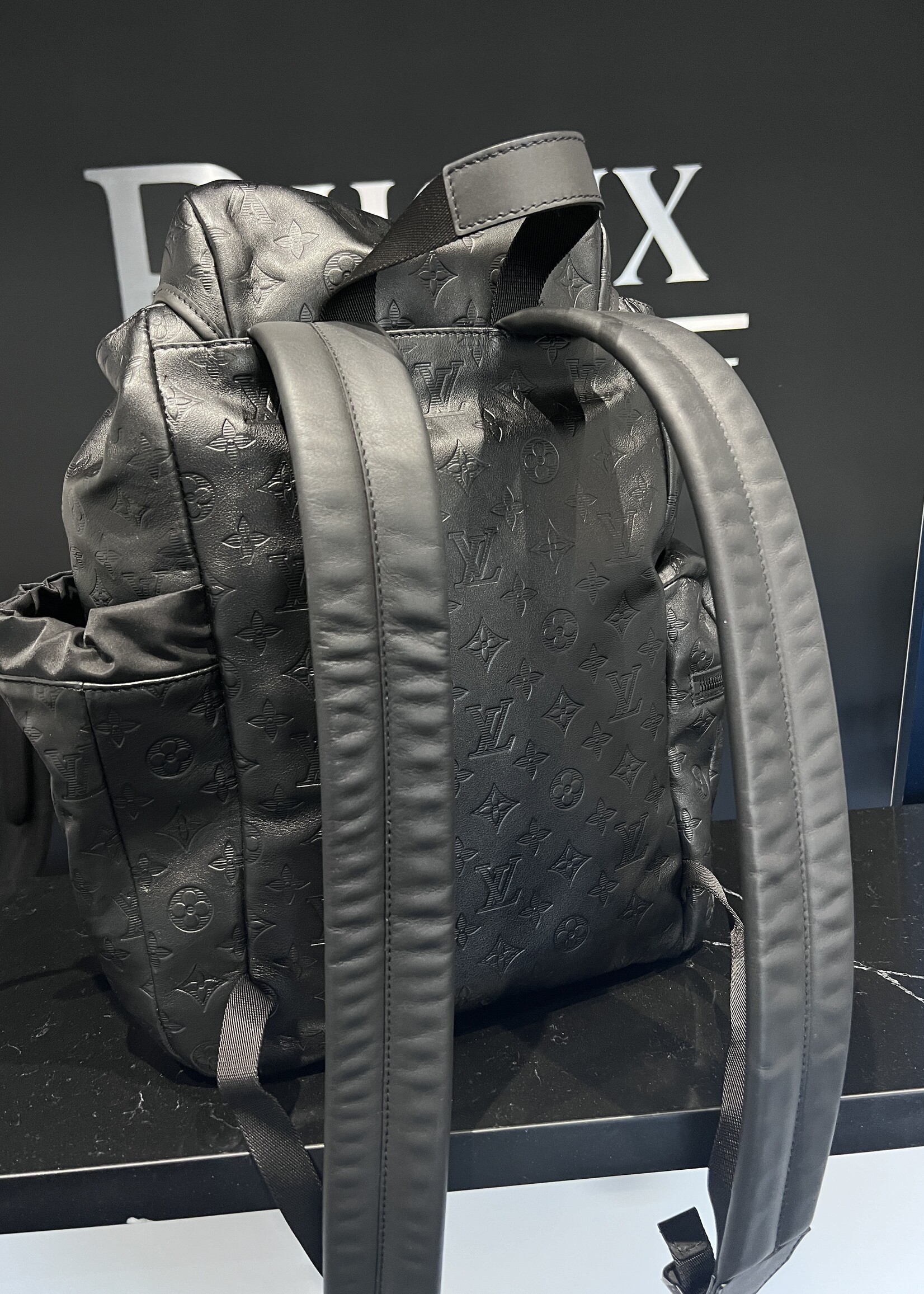 Louis Vuitton Louis Vuitton Discovery Backpack
