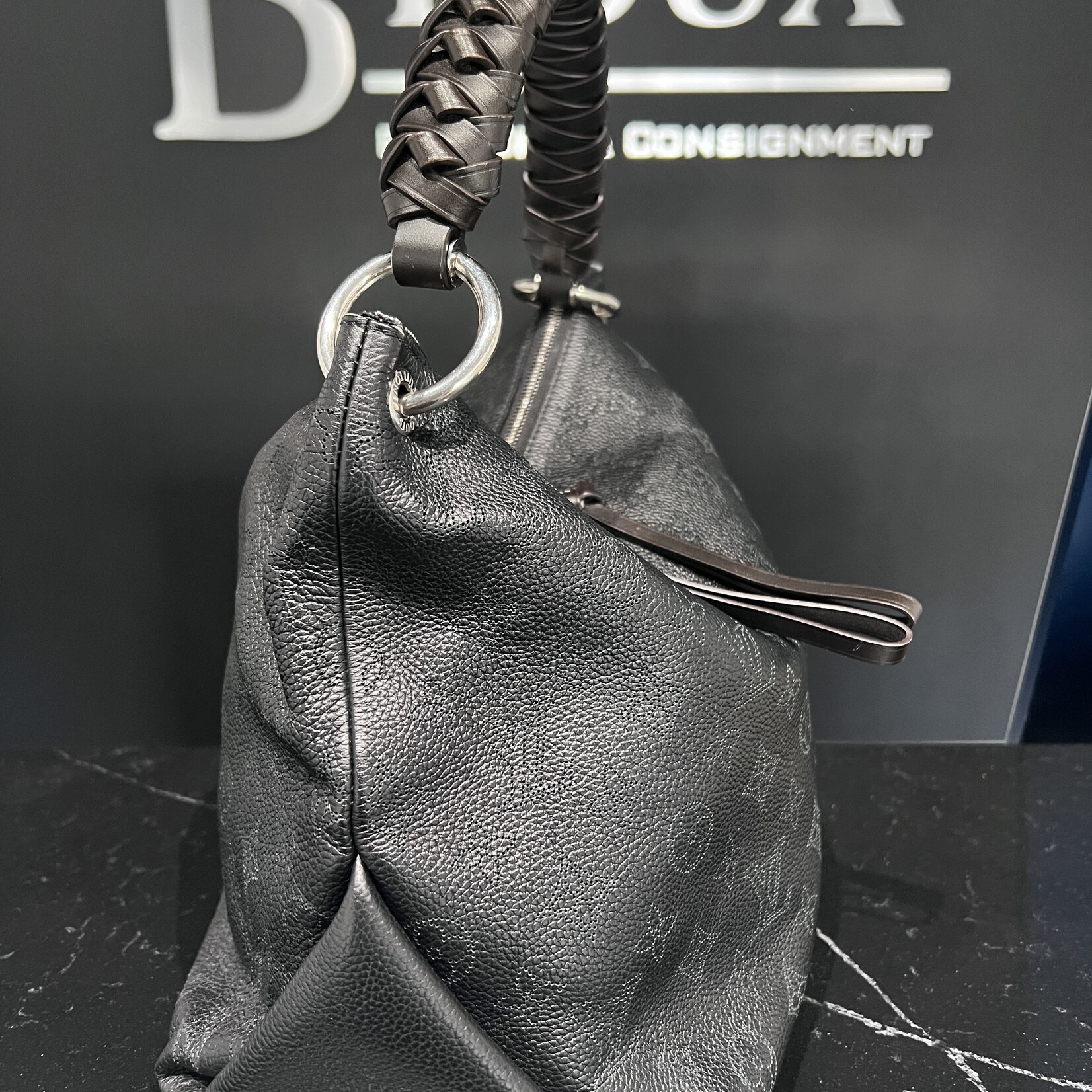 Louis Vuitton Louis Vuitton Mahina