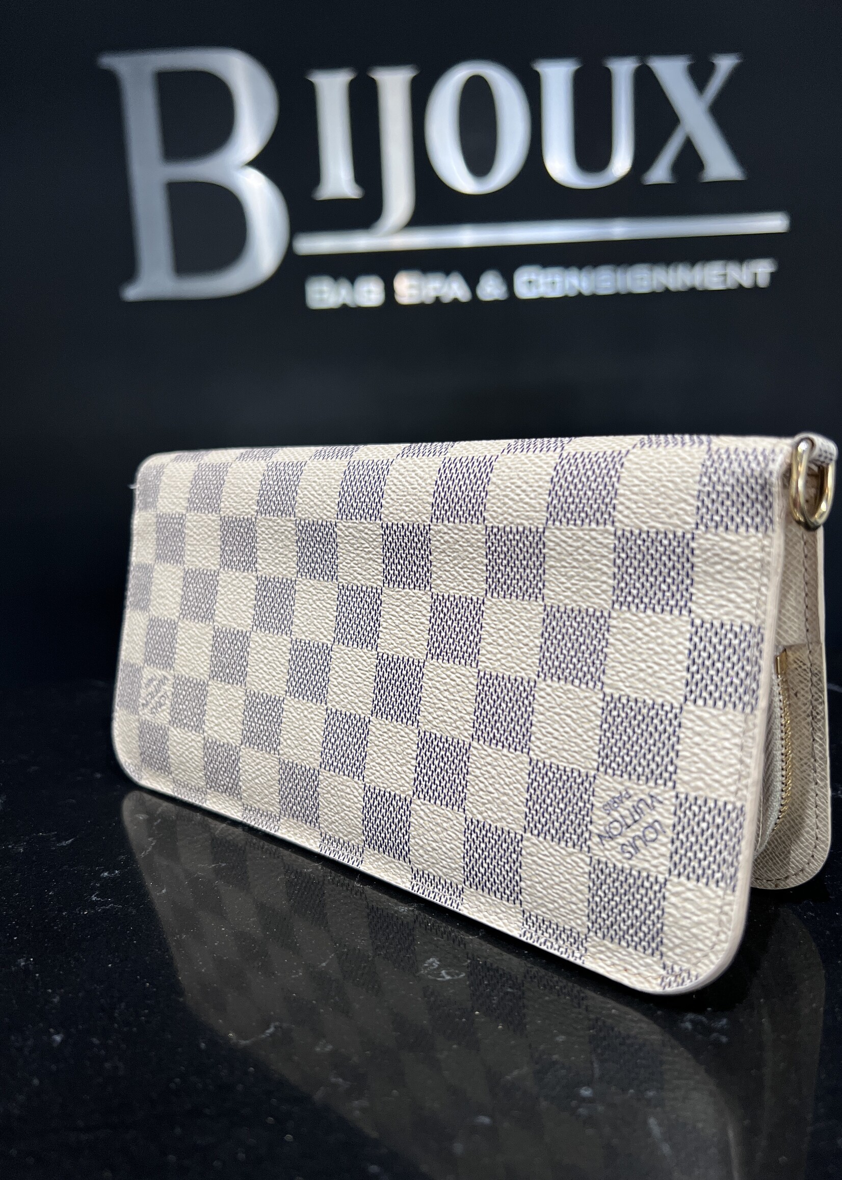 Louis Vuitton Louis Vuitton Insolite Wallet