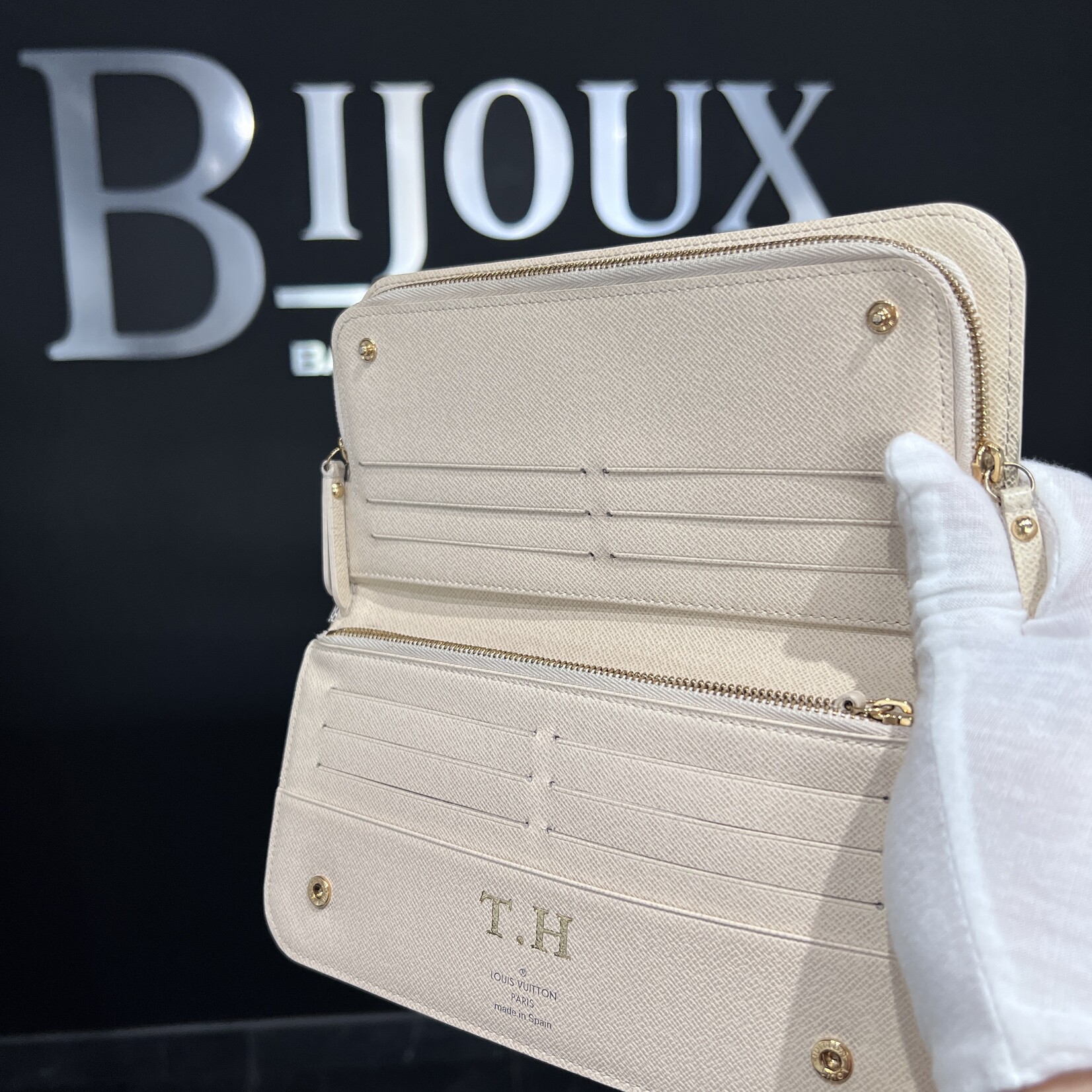 Louis Vuitton Louis Vuitton Insolite Wallet