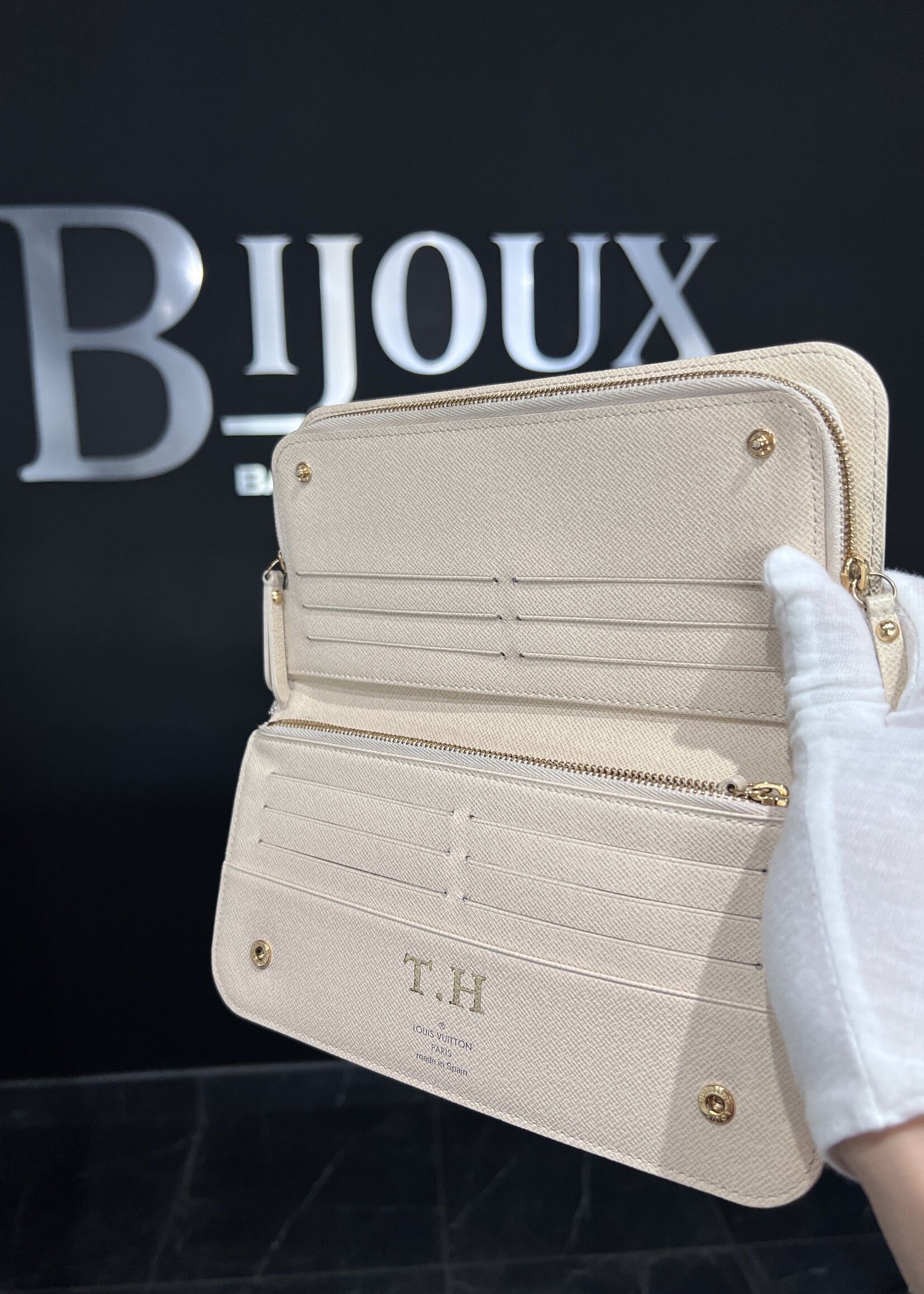 Louis Vuitton Louis Vuitton Insolite Wallet