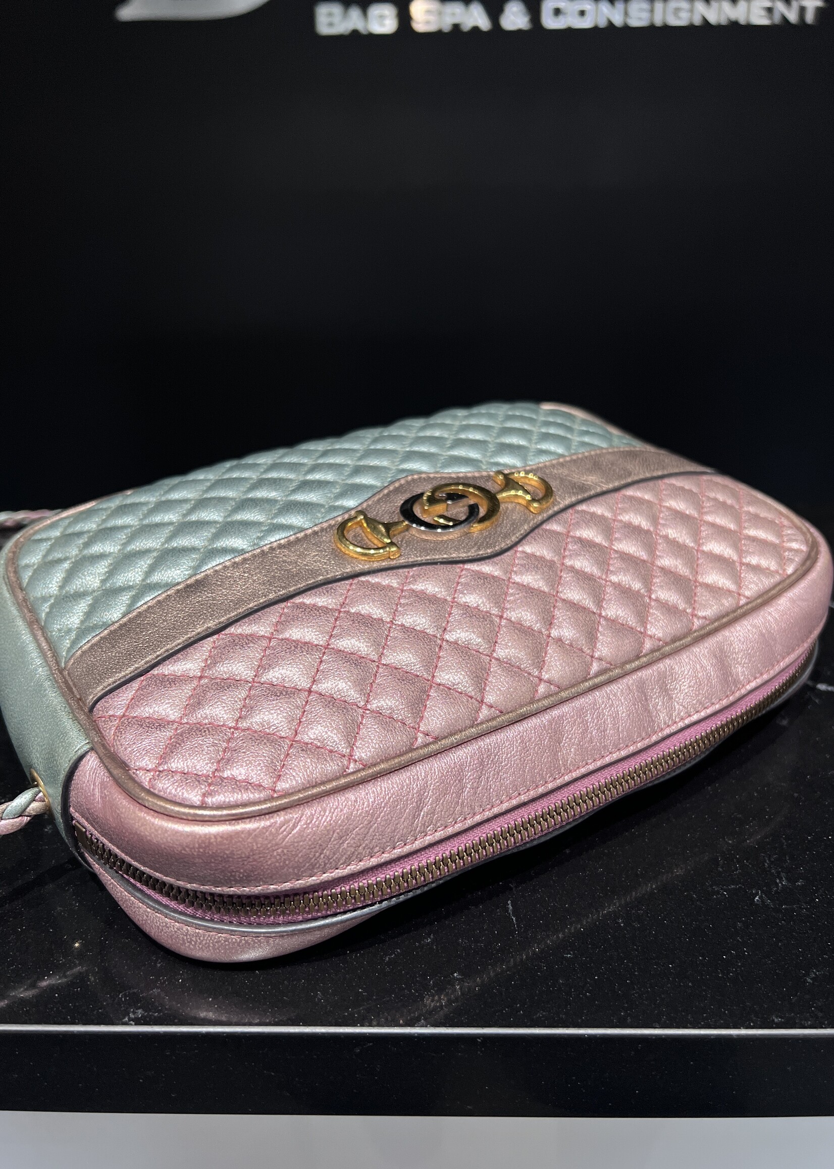 Gucci SOLD - Gucci Multicolor Metallic Trapunata Medium