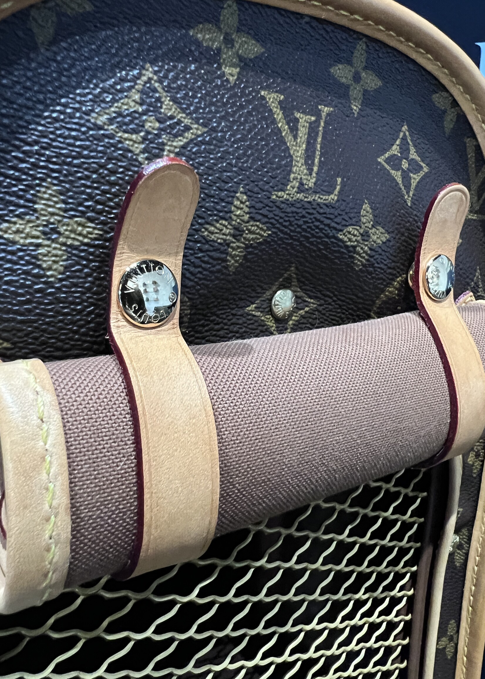 Louis Vuitton SOLD - Louis Vuitton Sac Chein 40