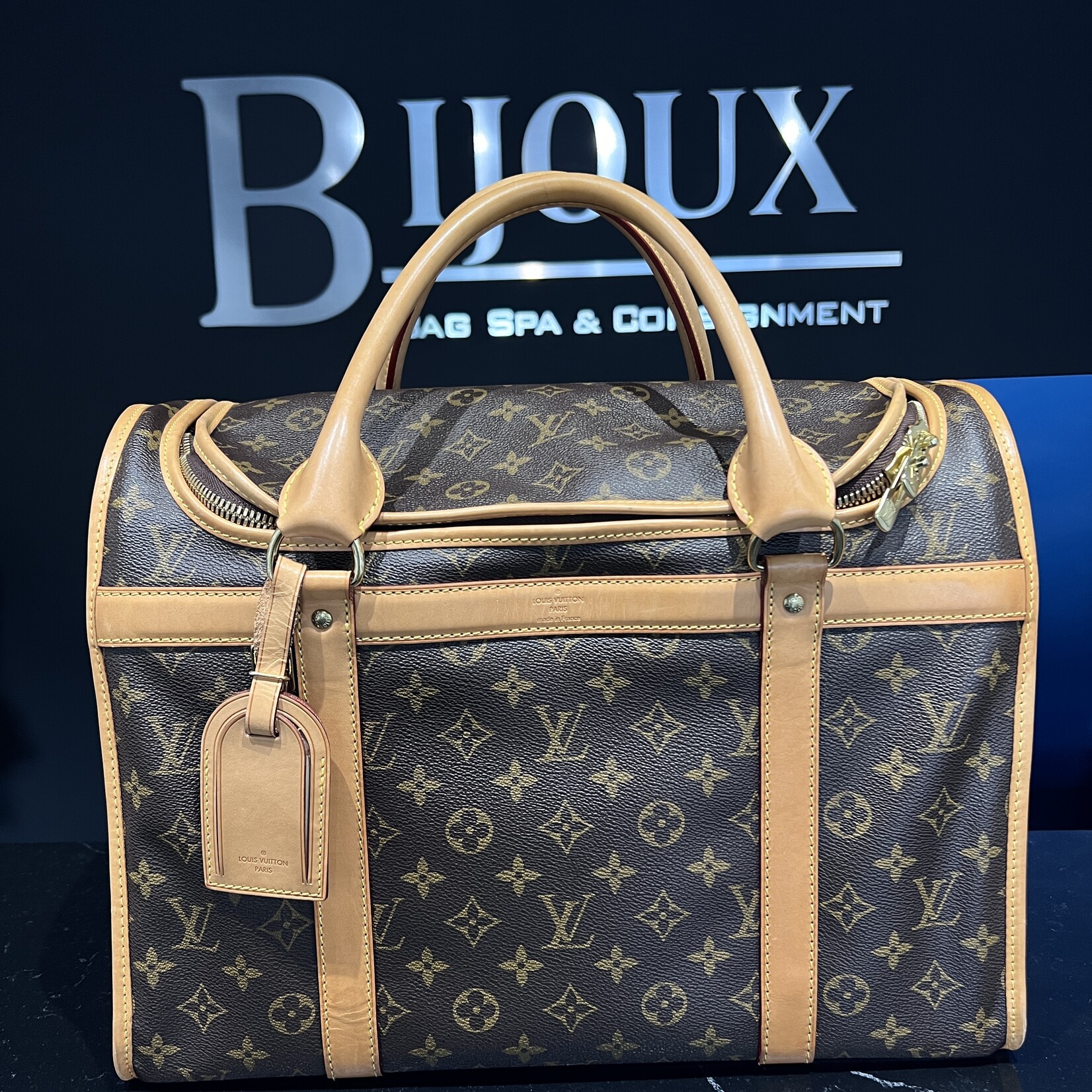 Louis Vuitton SOLD - Louis Vuitton Sac Chein 40