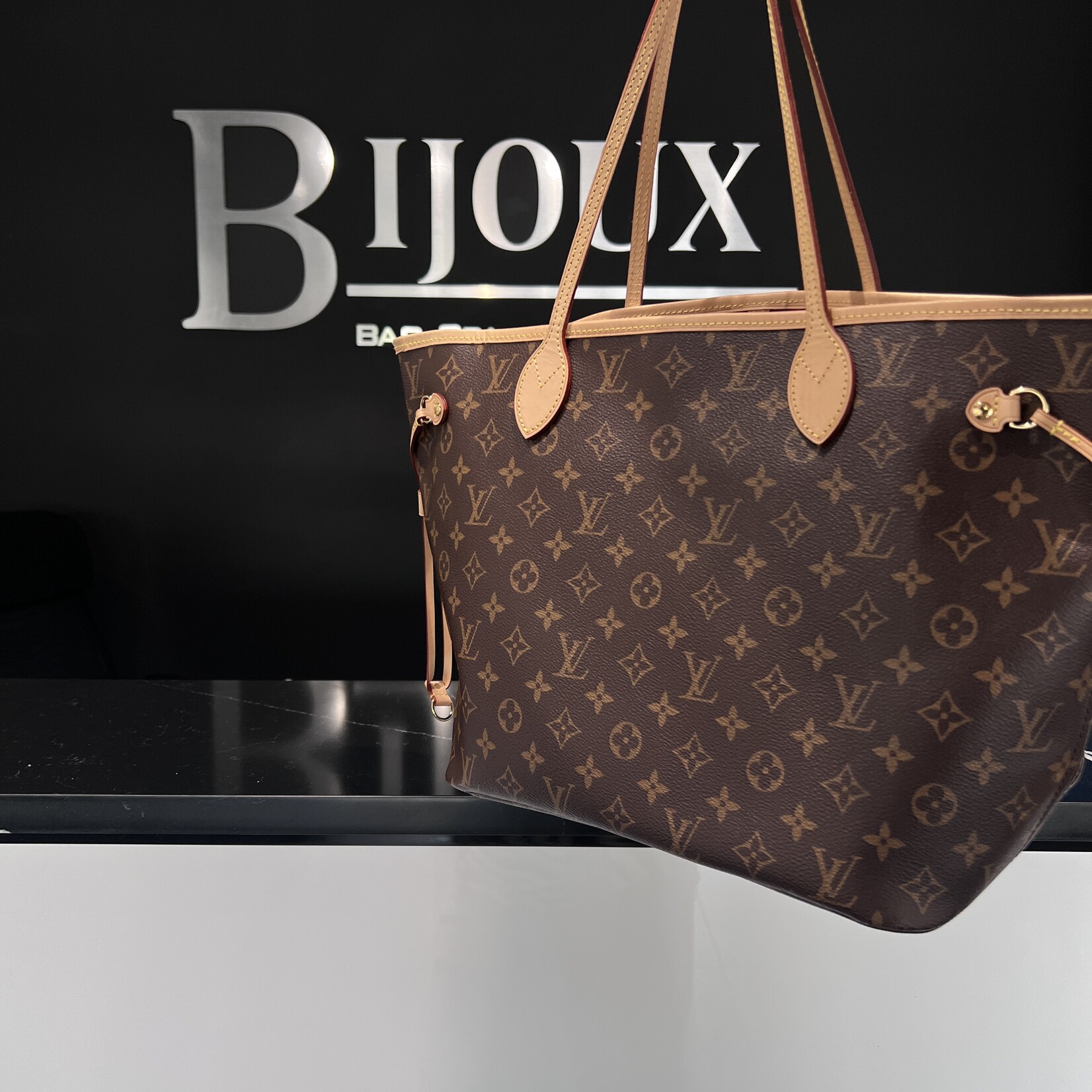 Louis Vuitton SOLD-  Neverfull Monogram MM