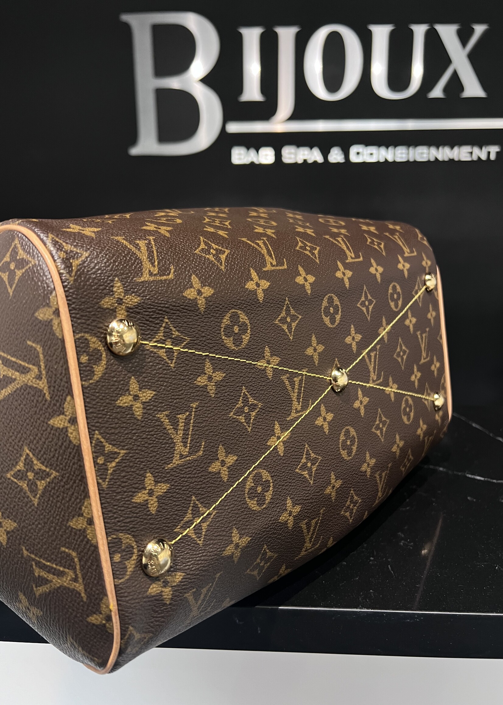 Louis Vuitton SOLD- Louis Vuitton Tivoli GM