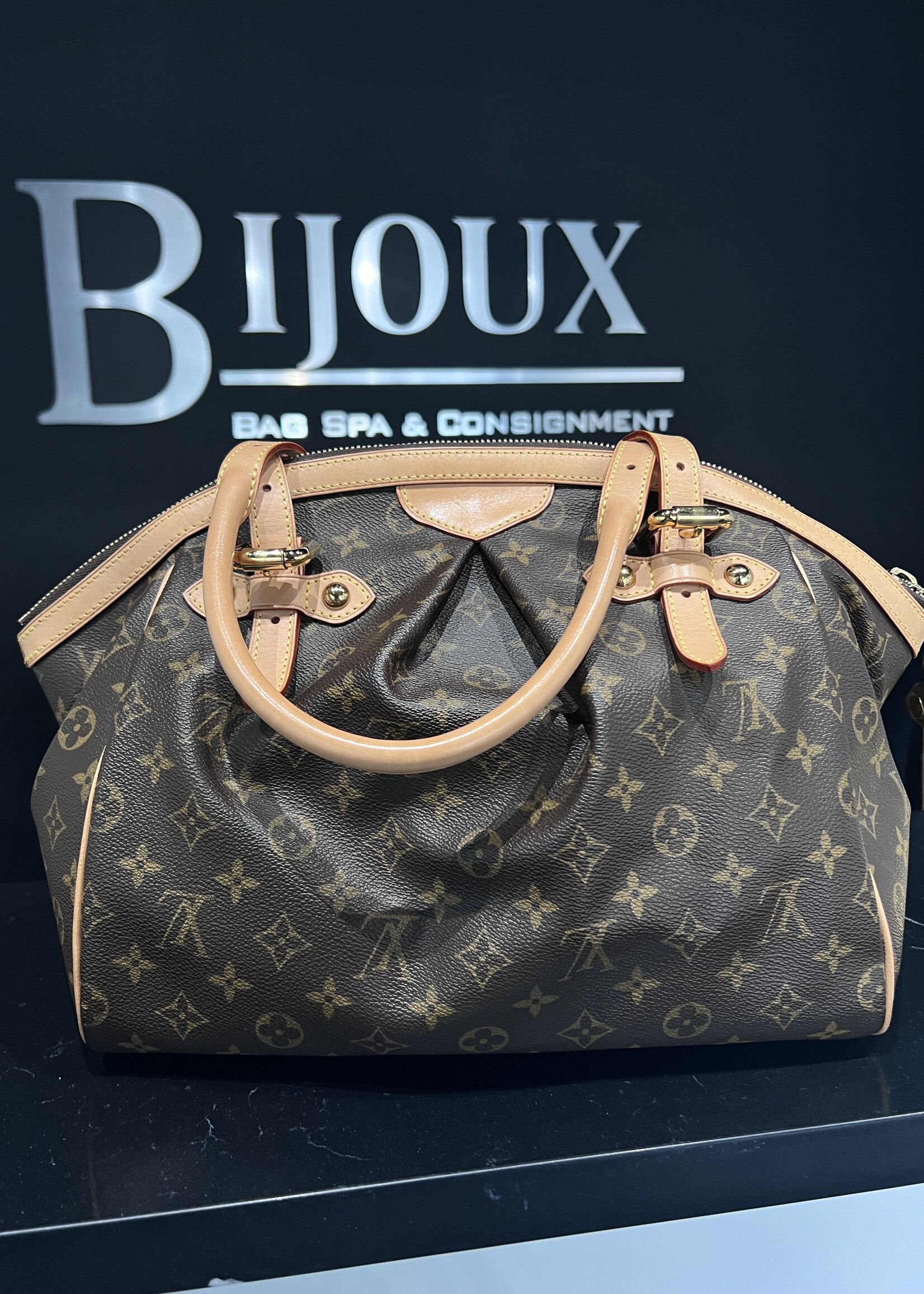 Louis Vuitton SOLD- Louis Vuitton Tivoli GM