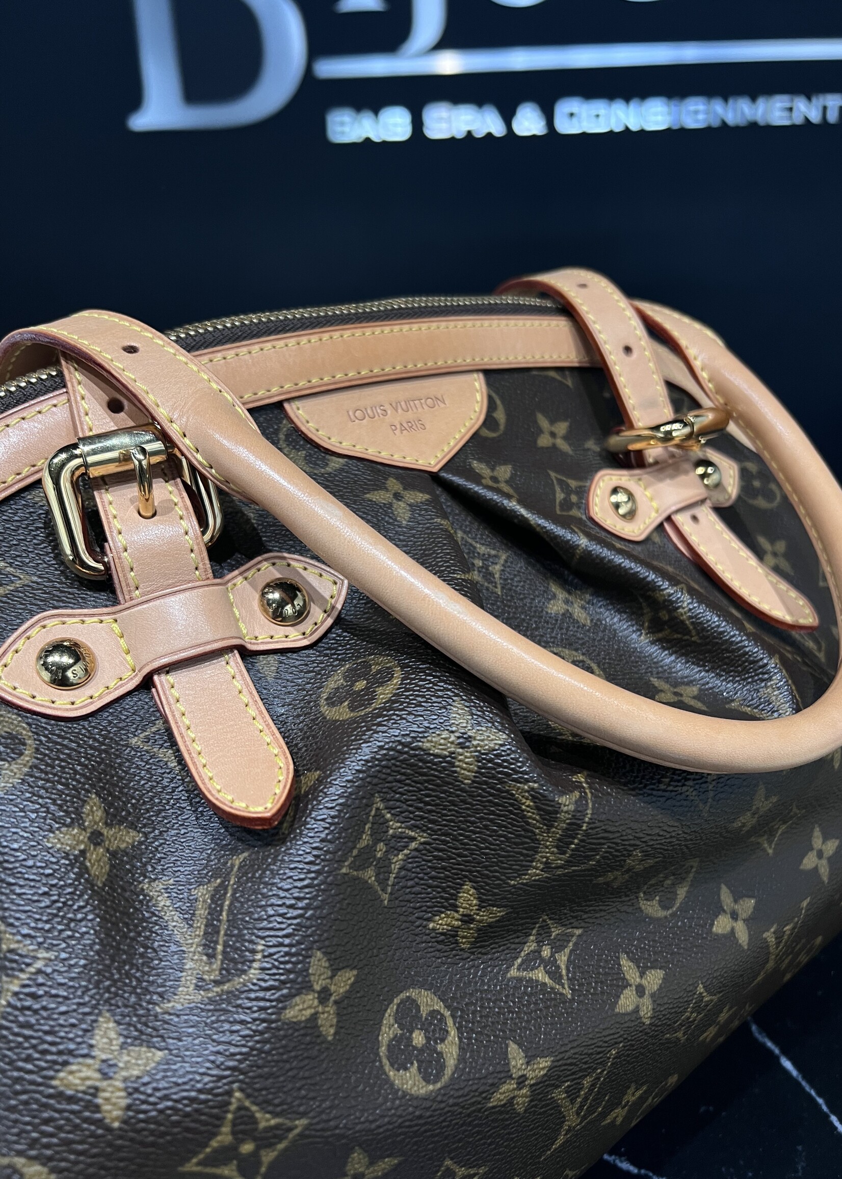 Louis Vuitton SOLD- Louis Vuitton Tivoli GM
