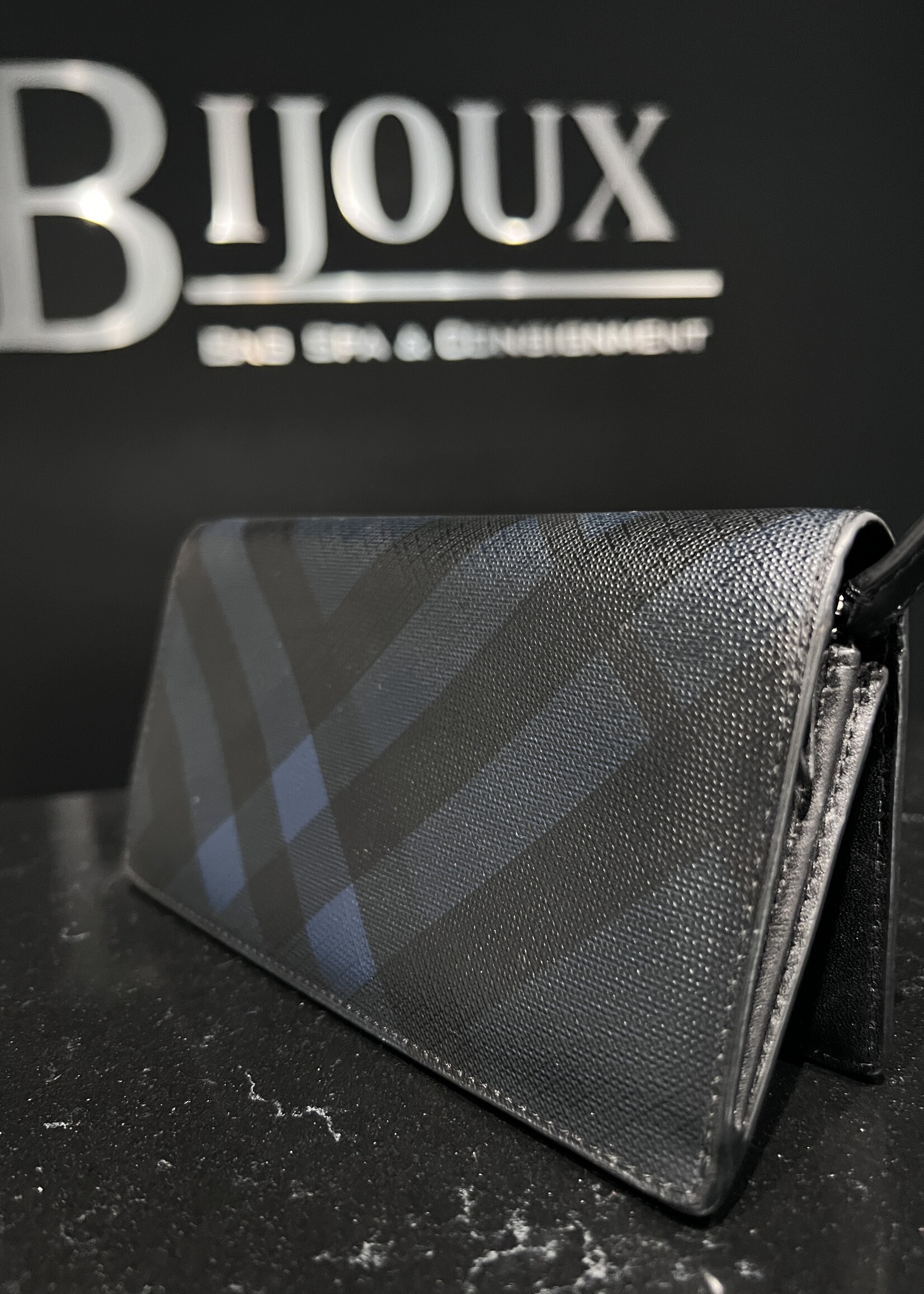 Burberry SOLD - Burberry Navy/Black Bifold Large Wallet