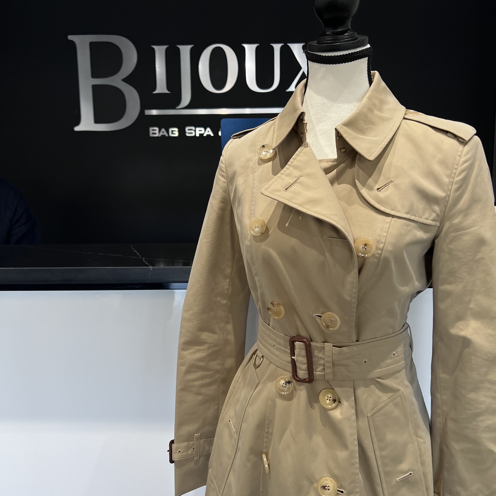 Burberry SOLD- Burberry Trench